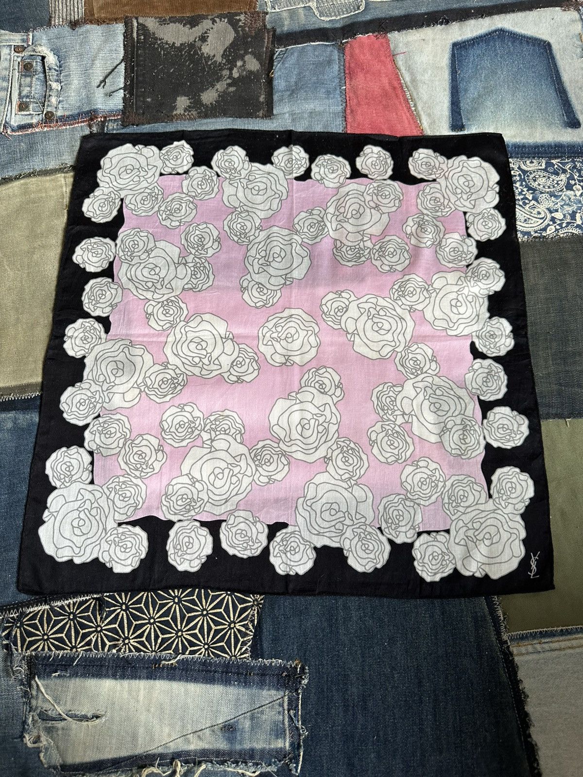 Vintage Vintage YSL Handkerchief/ Neckerchief/ Bandana Size ONE SIZE - 2 Thumbnail