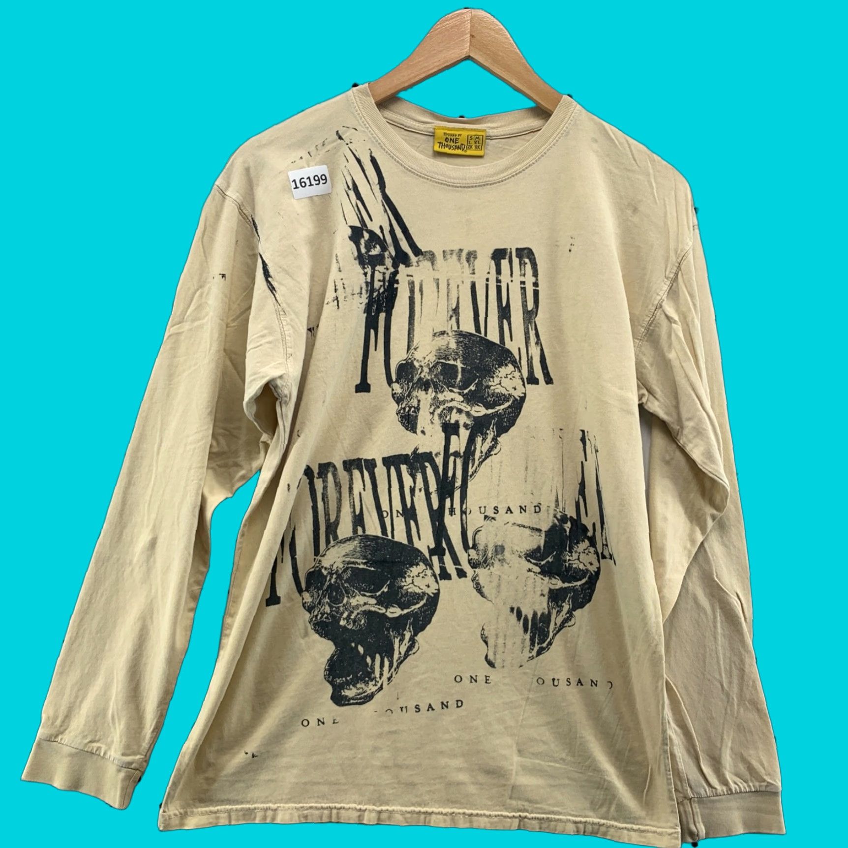 Forever 21 VINTAGE One Thousand Skull Graphic Shirt Adult Medium Yellow Long Sleeve T-Shirt Size US M / EU 48-50 / 2 - 1 Thumbnail