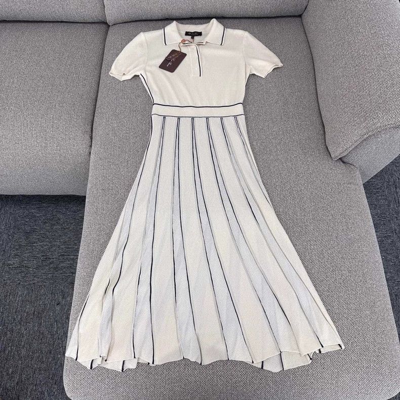 Loro Piana LORO PIANA American beige wool knitted embroidered dress Size XS / US 0-2 / IT 36-38 - 1 Thumbnail