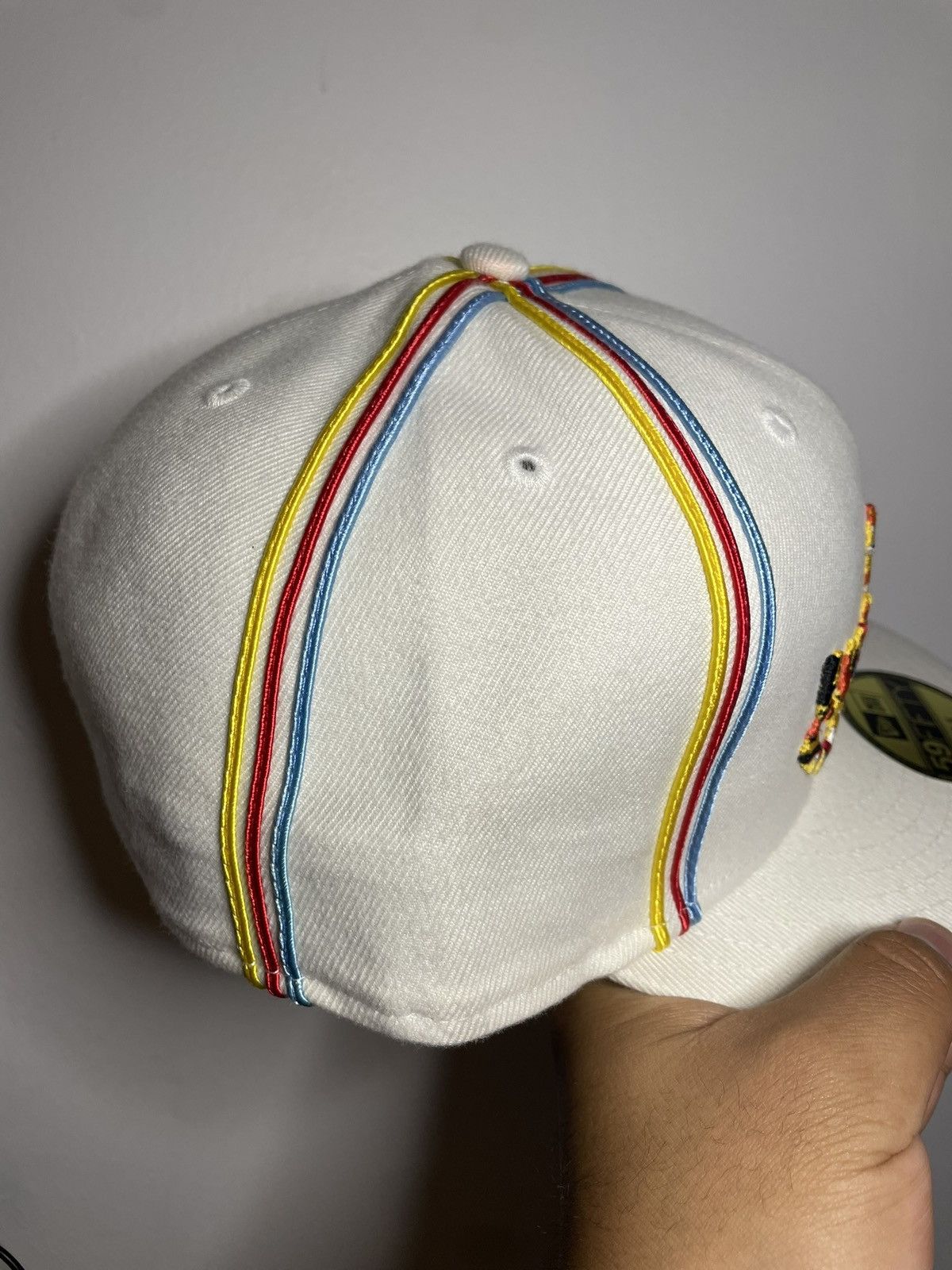 New Era Sz. 7 1/2 Vintage Y2K New York Yankees Fitted Size ONE SIZE - 7 Thumbnail