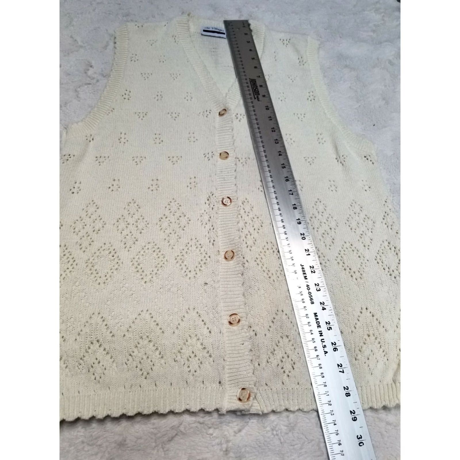 Vintage The Villager Vest Womens Medium Button Down V-Neck Perforated Ivory Snug Knit Solid Aztec Casual Womens Size M / US 6-8 / IT 42-44 - 4 Thumbnail