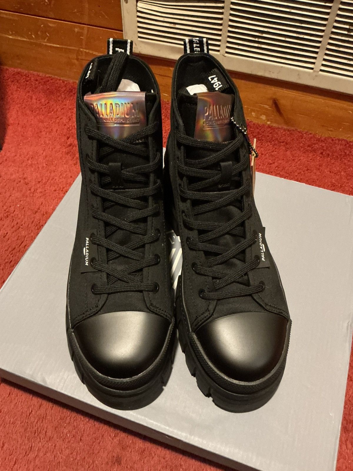 Palladium Black Revolt hi top boots Size US 10 / IT 40 - 2 Thumbnail