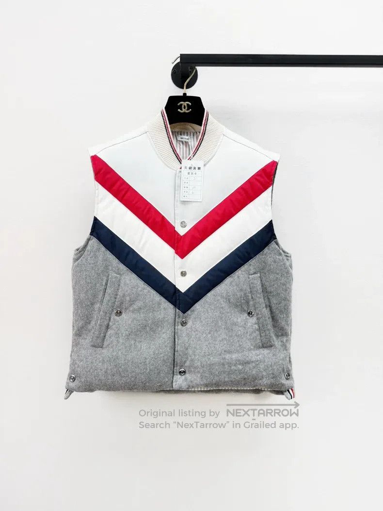 Thom Browne Thom Browne Striped down jacket with feathers Size US M / EU 48-50 / 2 - 1 Thumbnail