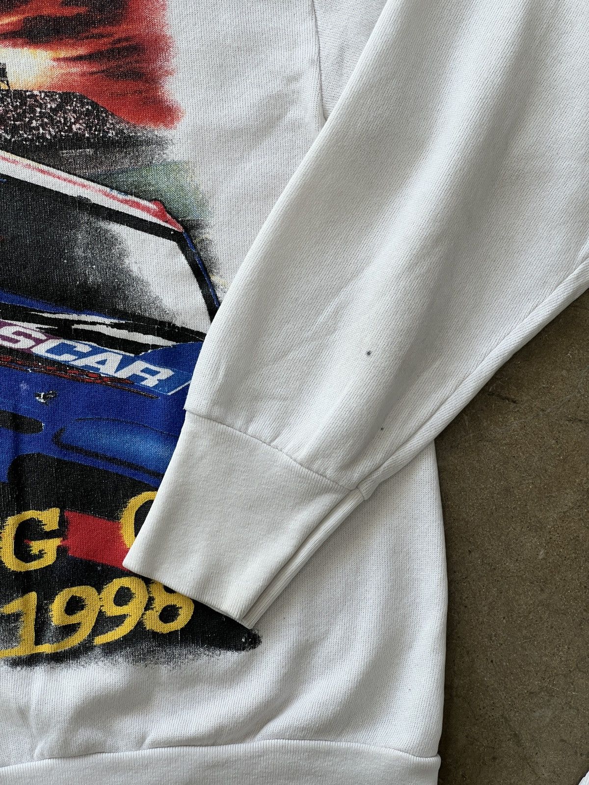 NASCAR × Vintage Vintage 1998 NASCAR Rolling On Tour Winston Crewneck Large Size US L / EU 52-54 / 3 - 7 Thumbnail