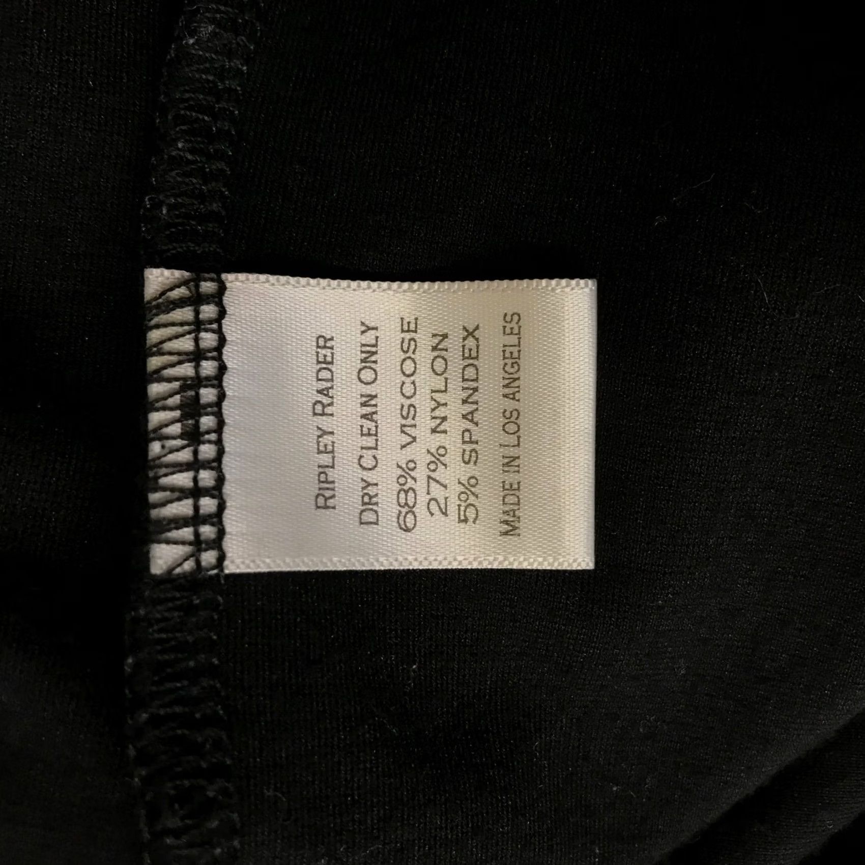 Vintage Ripley Rader Black Ponte Knit Cropped Top Elbow Sleeve Made in LA Womens 1X Cropped Sleeve T-Shirt Office Wear Size XL / US 12-14 / IT 48-50 - 8 Thumbnail