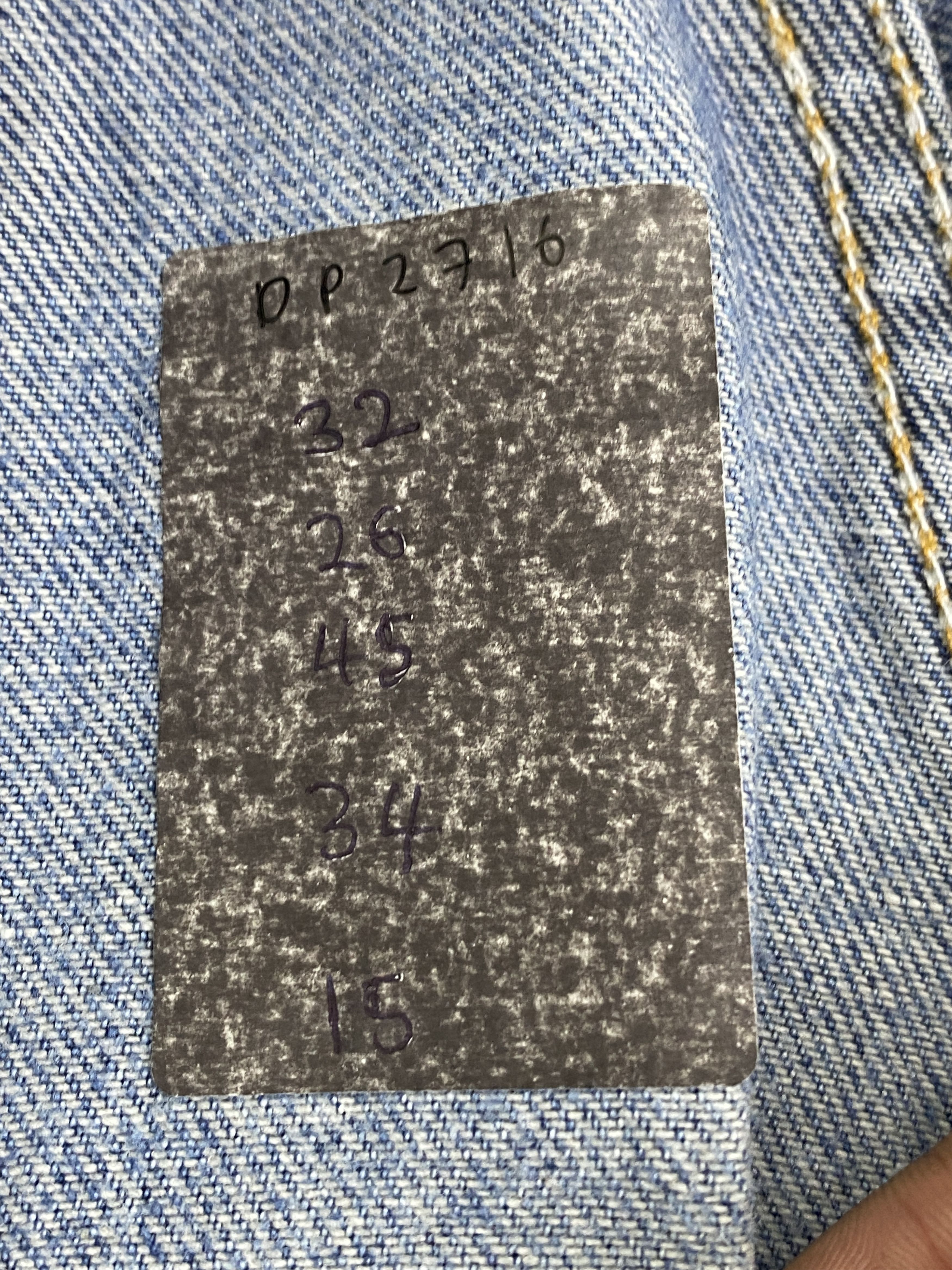 Levi's Vintage 90s Levis 550 Relaxed Fit Faded Blue Jeans DP2716 Size US 32 / EU 48 - 18 Thumbnail
