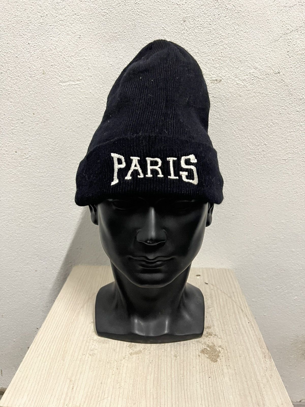 Vintage Vintage Paris Spell Out Beanie Hat Size ONE SIZE - 2 Thumbnail