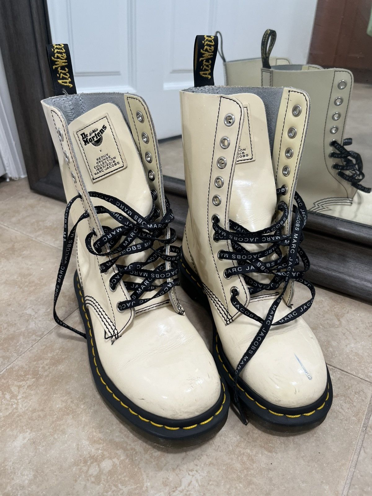 Dr. Martens × Marc Jacobs Dr. Martens 1490 x Marc Jacobs white leather tan boots Size US 5 / IT 35 - 1 Thumbnail