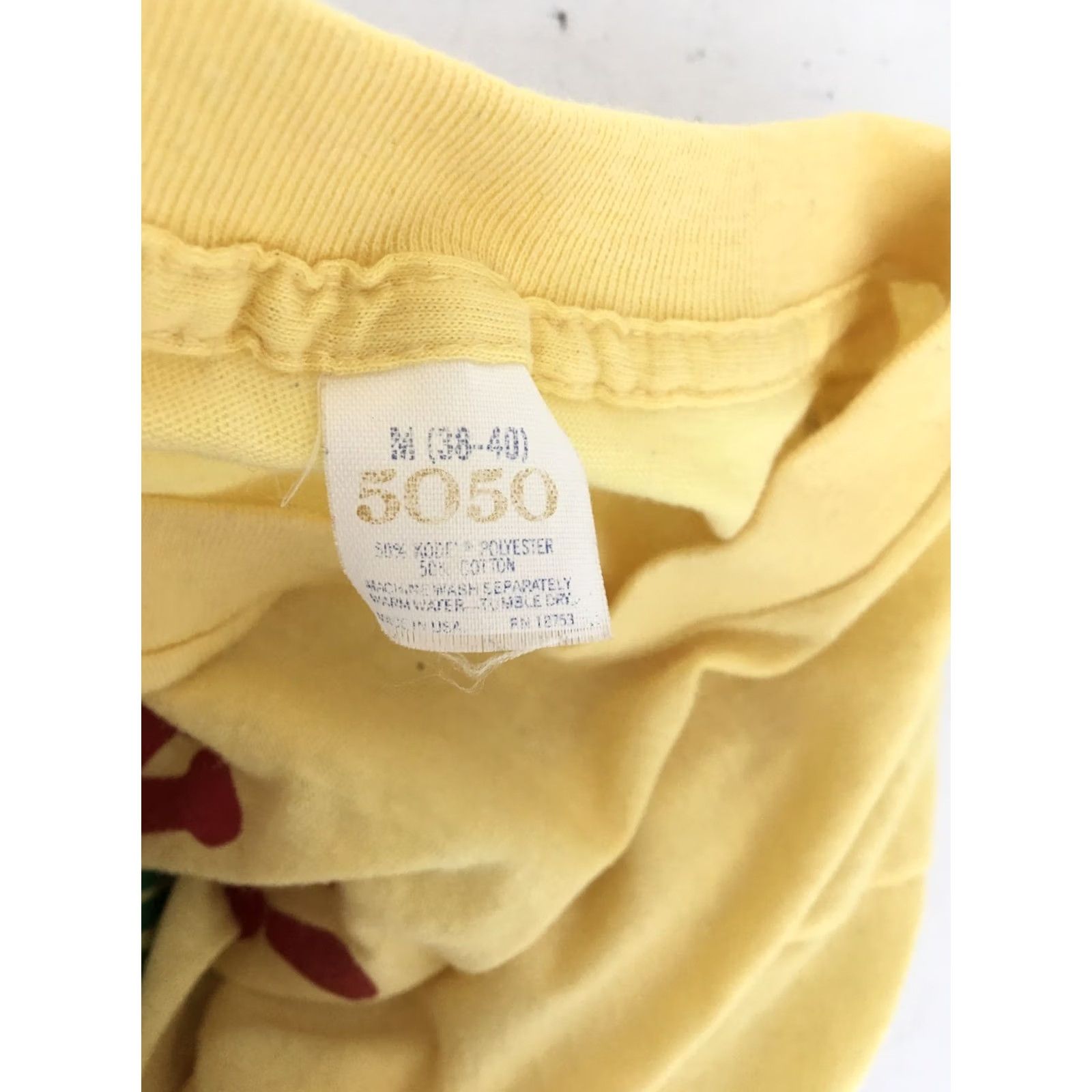 Vintage VINTAGE Mountain Dew Shirt 1970s S/M Yellow Men Graphic Tee Modern Look Grunge Single Stitch Cotton Blend Short Sleeve Size US S / EU 44-46 / 1 - 6 Thumbnail