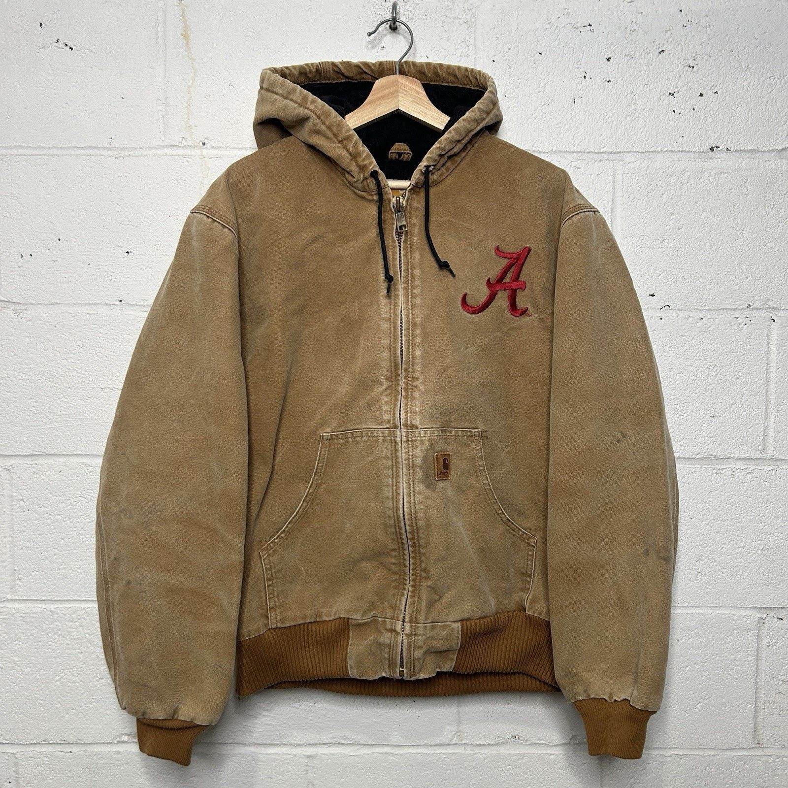 Carhartt NCAA X Carhartt Quilted Active Jacket “Brown” Alabama Size US M / EU 48-50 / 2 - 1 Thumbnail