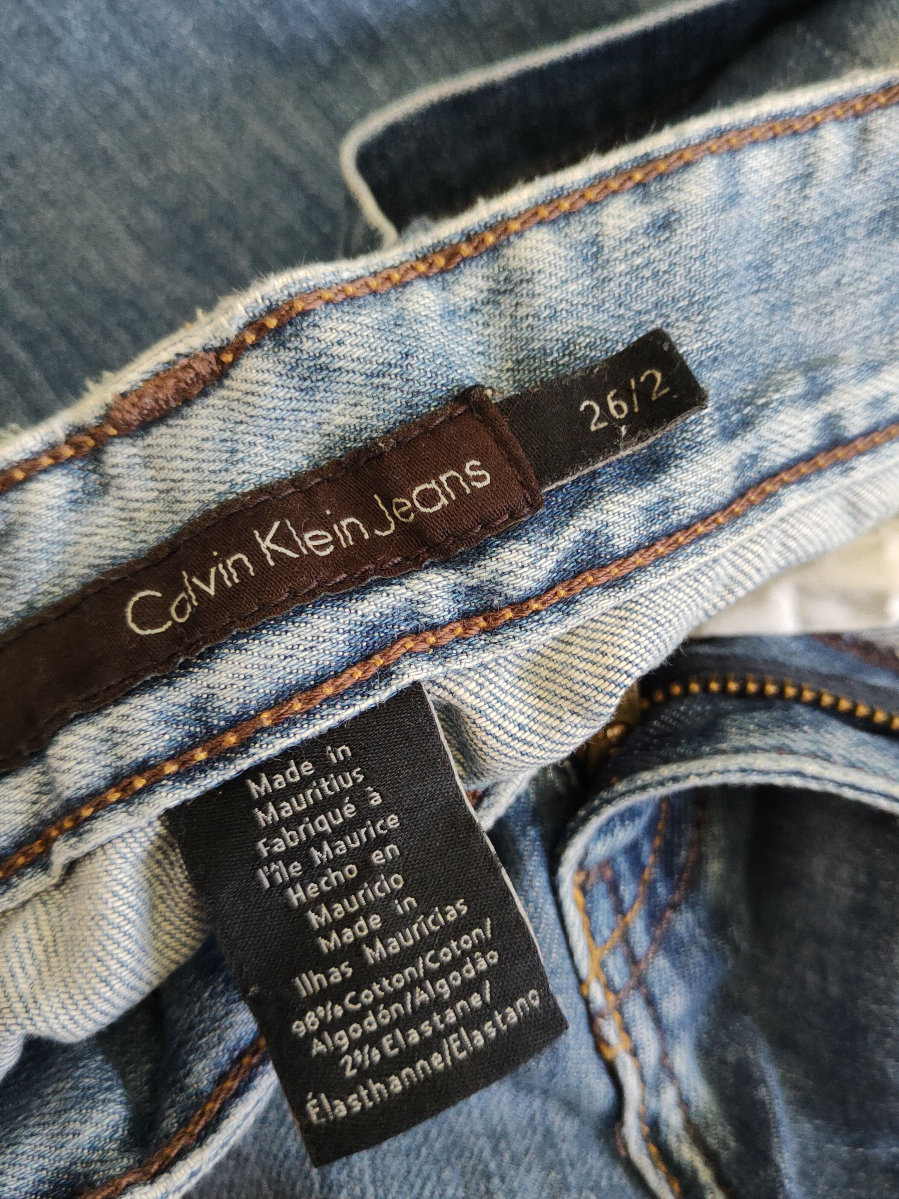 Calvin Klein Calvin Klein Blue Faded Distressed Ripped Jeans #S1772 Size 26" / US 2 / IT 38 - 15 Thumbnail