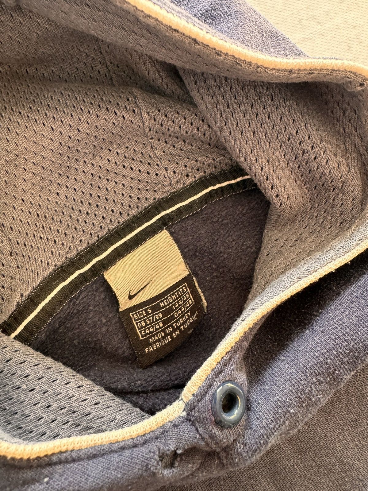 Nike × Vintage NIKE VINTAGE CENTER LOGO OVERSIZE BOXY HOODIE Size US S / EU 44-46 / 1 - 4 Thumbnail