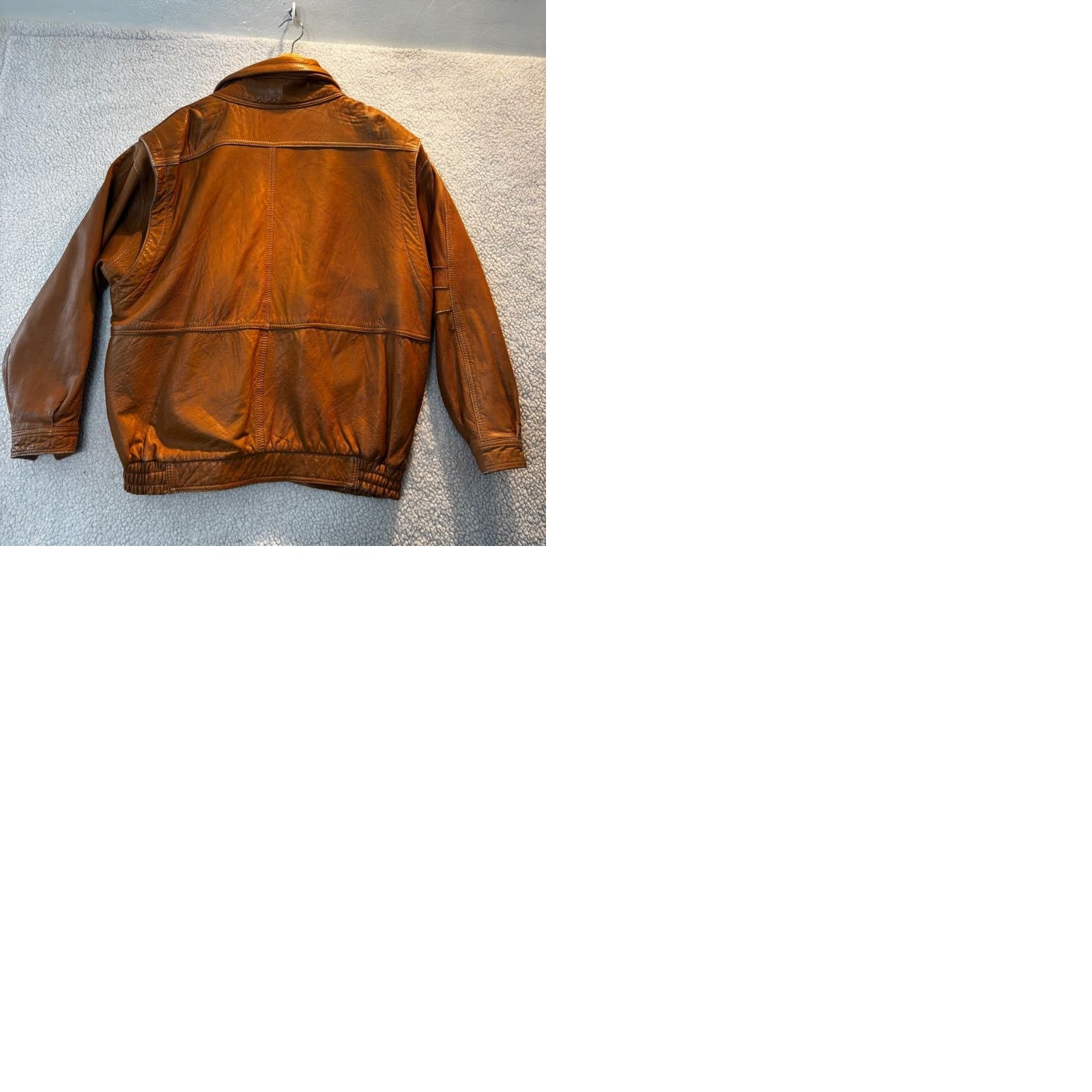 Vintage VINTAGE Club Bonjour Leather Bomber Jacket XL Unisex Adults Brown Raglan 1970s-80s Size US XL / EU 56 / 4 - 10 Thumbnail