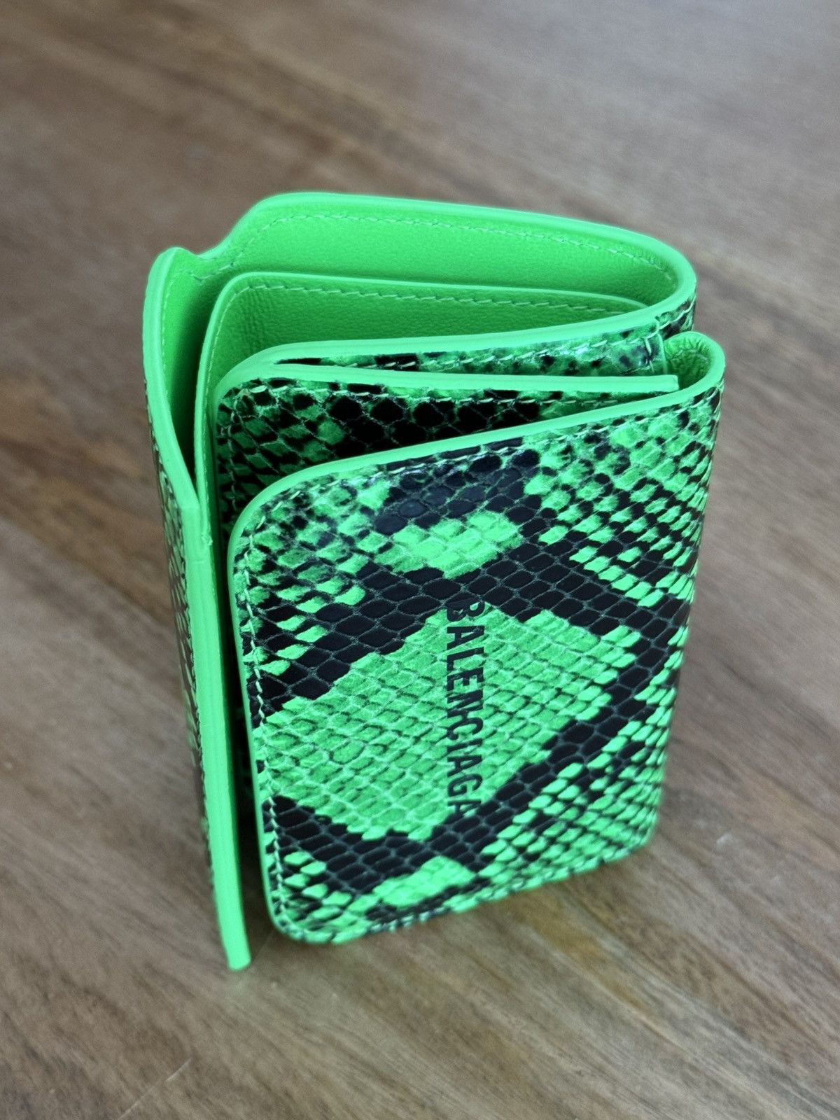 Balenciaga Balenciaga Python Printed Calf Leather Mini Wallet Size ONE SIZE - 6 Thumbnail