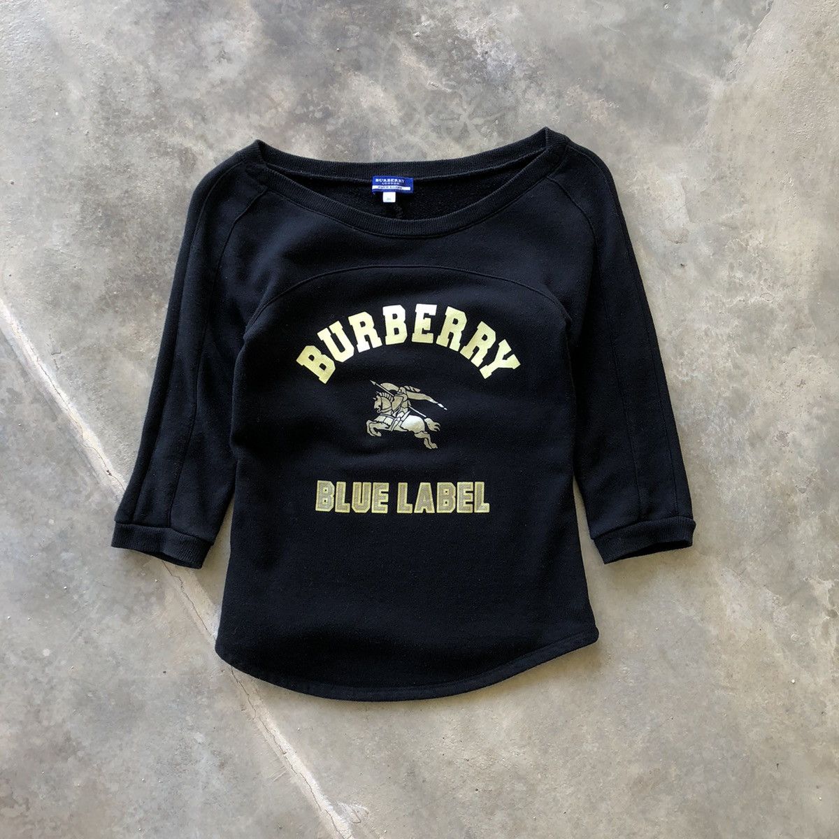 Burberry BURBERRY Blue Label Big Logo Boat Neck Sweatshirt Size US XXS / EU 40 - 1 Thumbnail