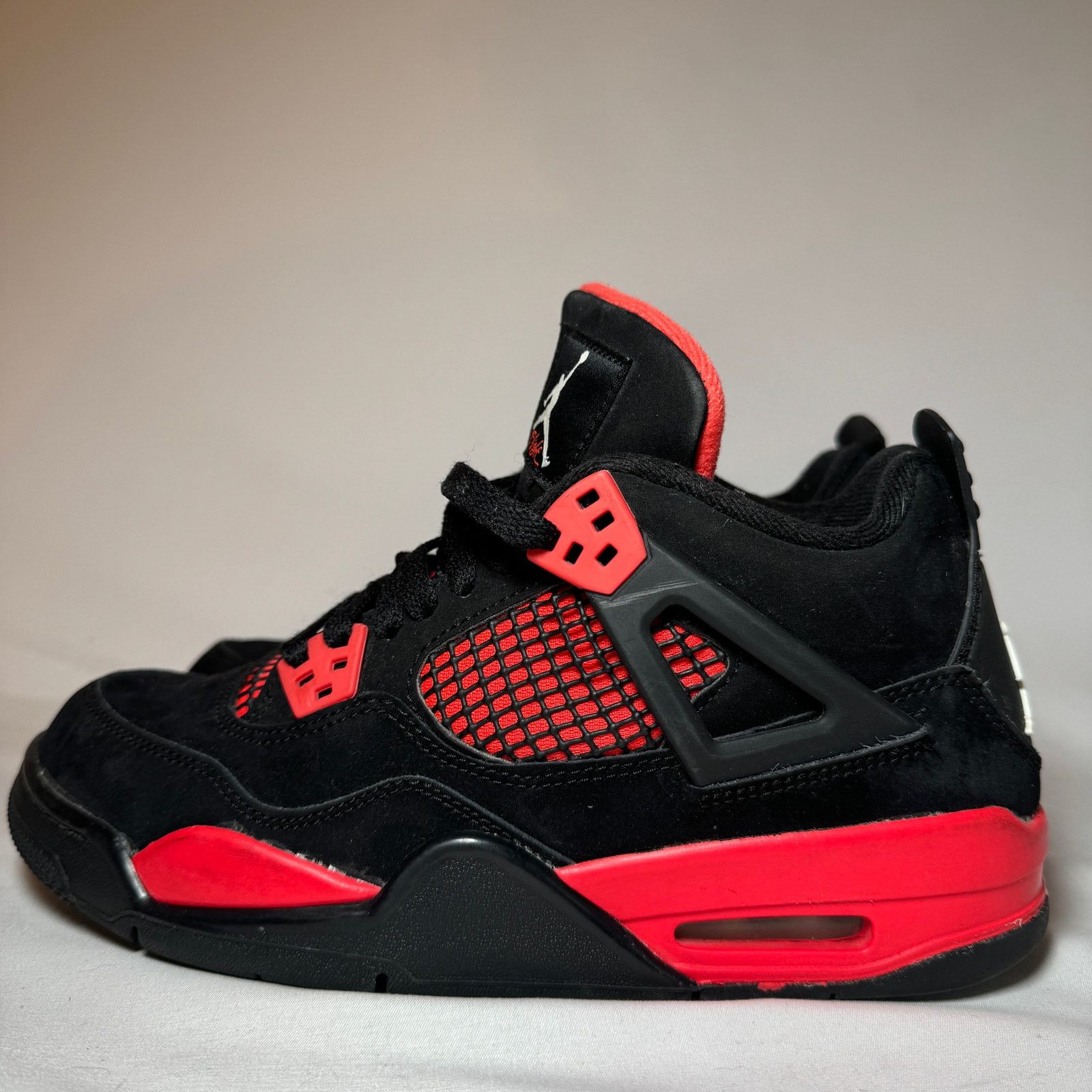 Jordan Brand × Nike Size 6.5 Nike Air Jordan 4 Retro GS Red Thunder Men's Shoes Size US 6.5 / EU 39-40 - 10 Thumbnail