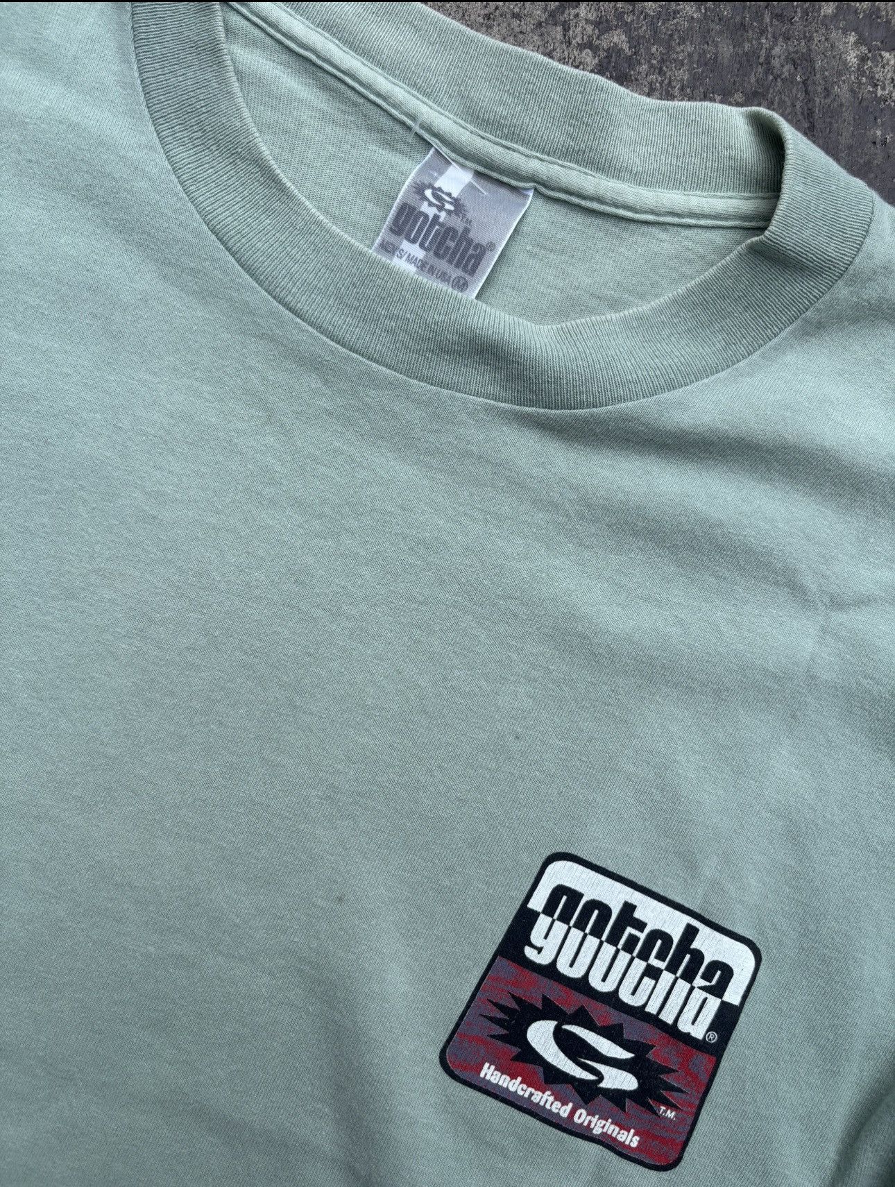 Gotcha Gotcha 1996 vintage surftee Size US L / EU 52-54 / 3 - 5 Thumbnail