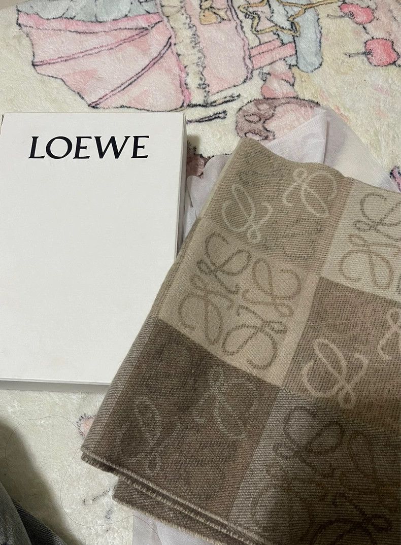 Loewe LOEWE scarf Size ONE SIZE - 1 Thumbnail