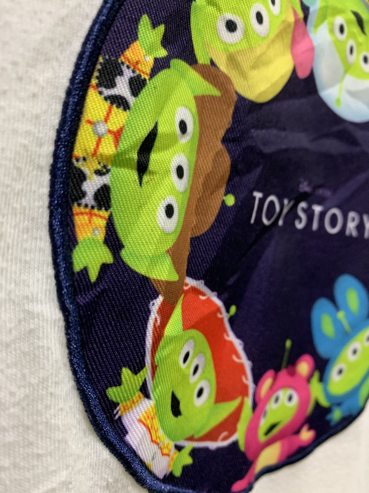 Disney Toy Story 4 Disney Pixar Alien Crew Tshirt Size US L / EU 52-54 / 3 - 4 Thumbnail