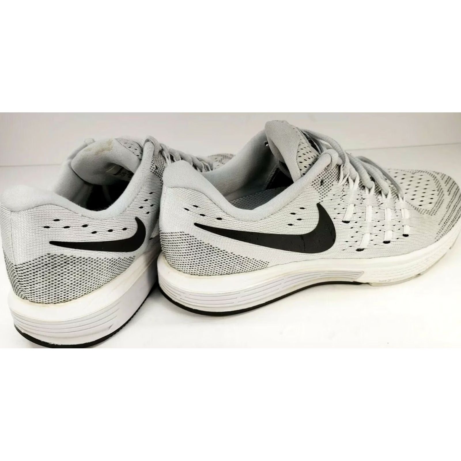 Nike User: Original Title: Nike Air Zoom Vomero 11 Grey/Black/White Sneakers #818100 002 Womens 7.5 Size US 7 / IT 37 - 6 Thumbnail