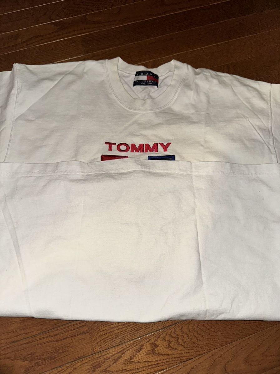 Tommy Hilfiger Tommy Hilfiger Tshirt Size US XL / EU 56 / 4 - 5 Thumbnail
