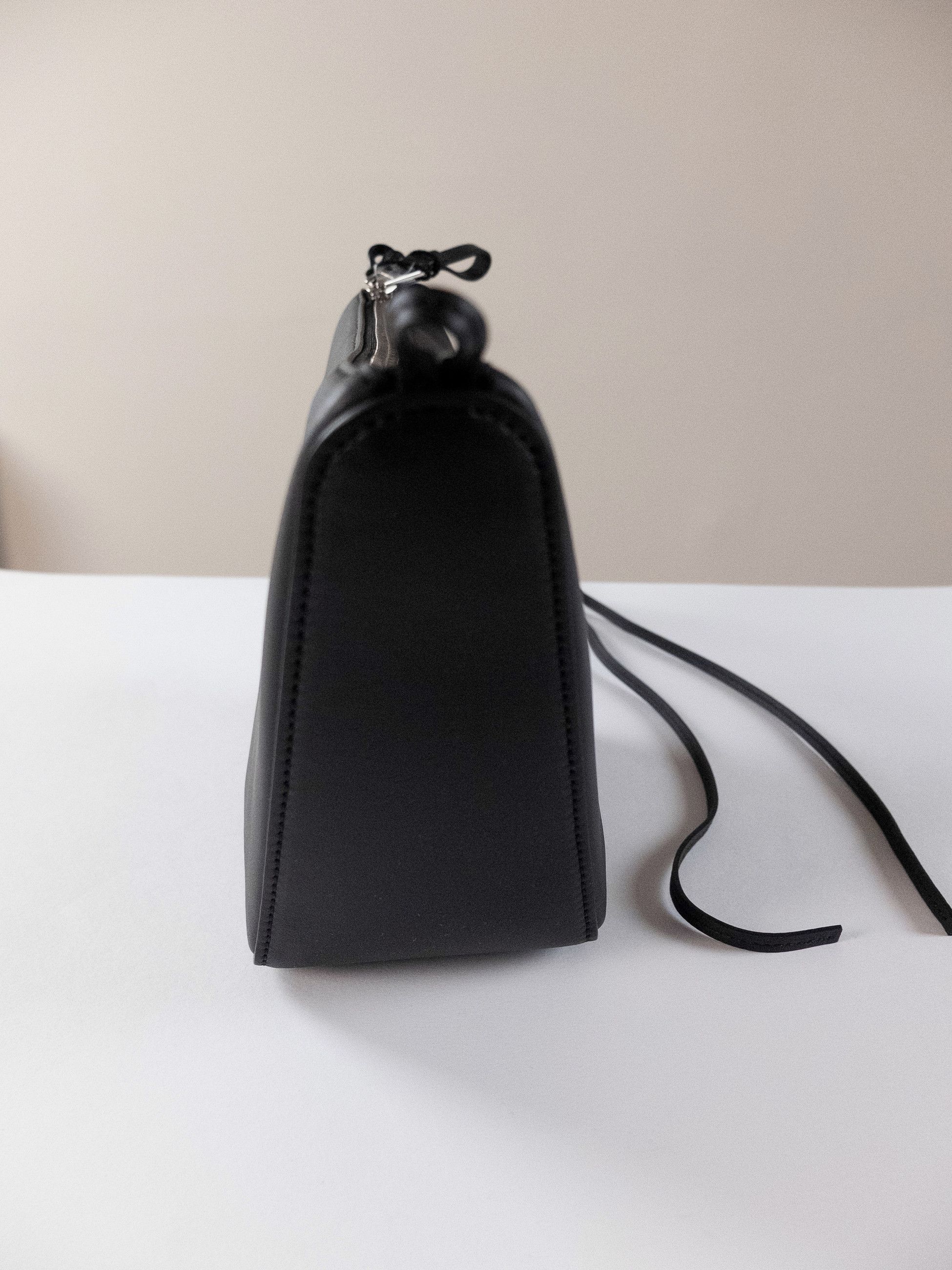Loewe LOEWE Mini Hammock black leather hobo shoulder bag Size ONE SIZE - 8 Thumbnail