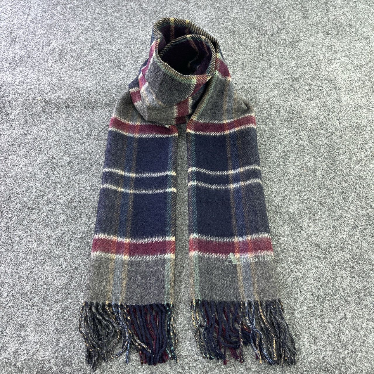 Aquascutum Scarf Muffler Neckwear T103