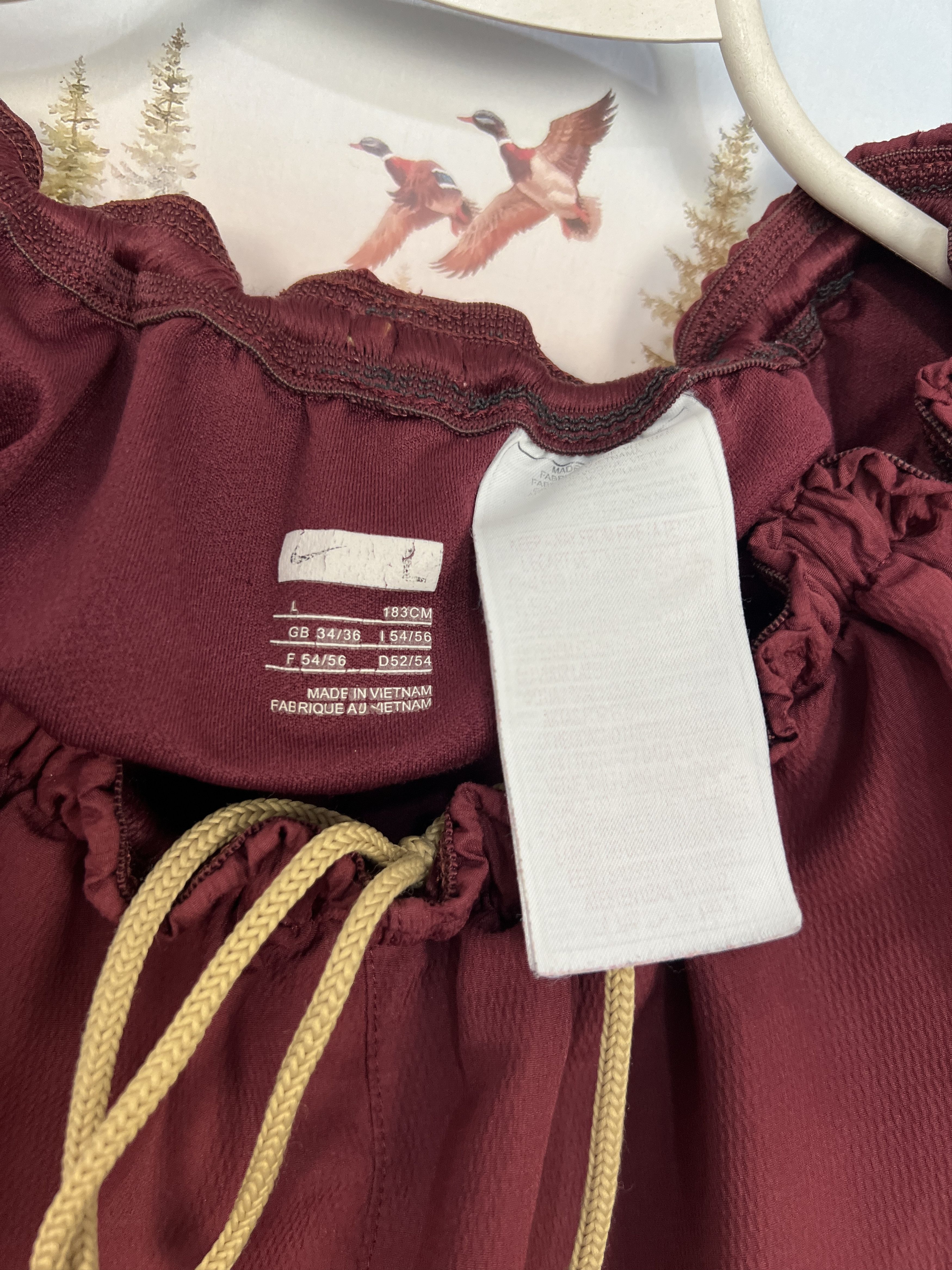 Nike Vintage Nike Arsenal Football Shorts Burgundy Highbury L Size US 34 / EU 50 - 10 Thumbnail