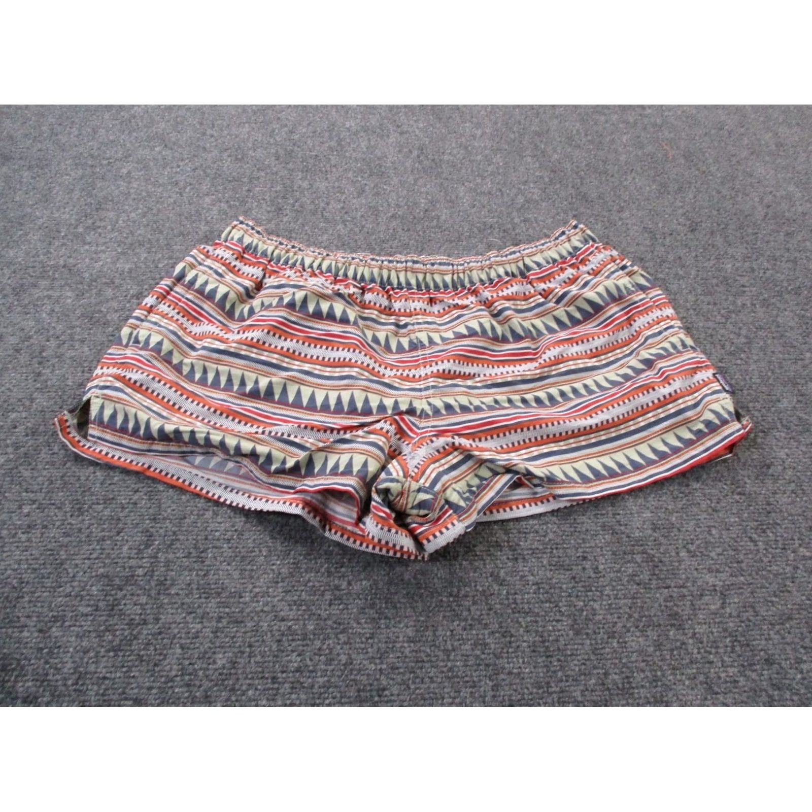 Patagonia Patagonia Baggies Shorts Womens L Nylon Lightweight Hiking Outdoors Aztec Size 36" / US 14 / IT 50 - 2 Thumbnail