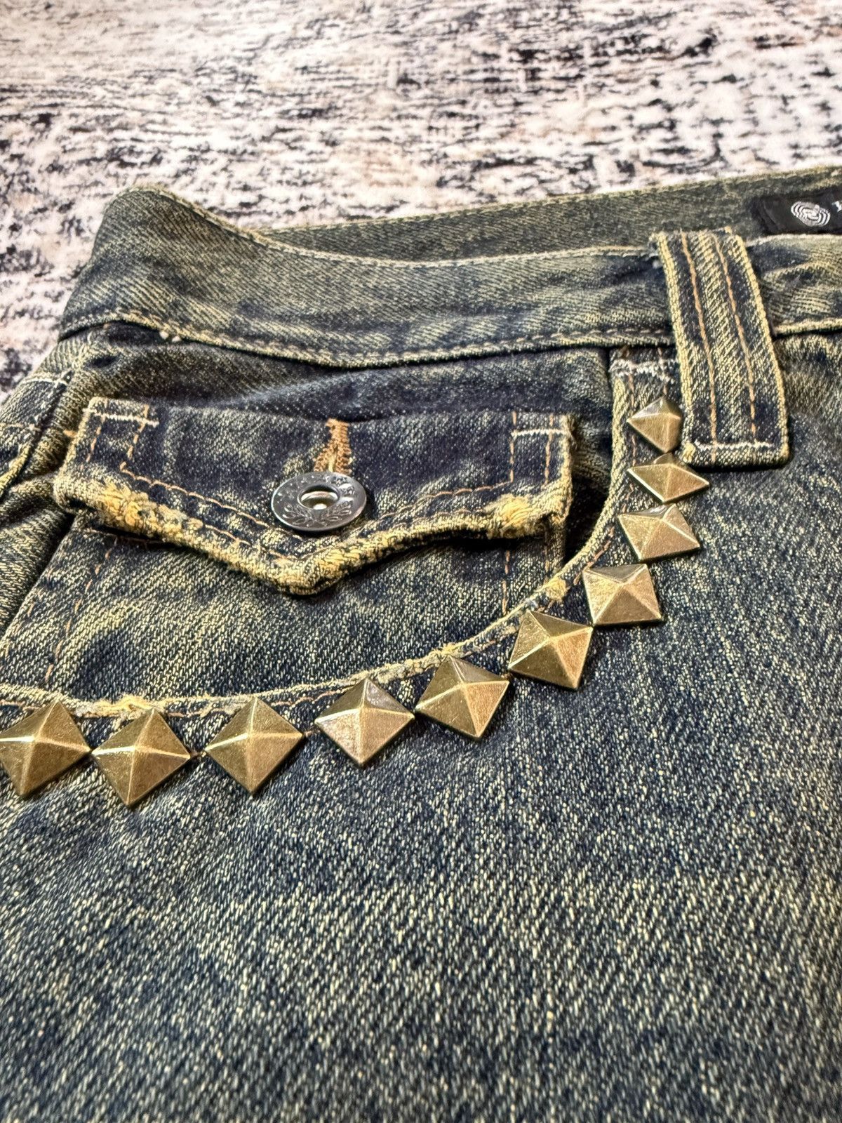 Hysteric Glamour Root Three Japan Mud Wash Distressed Studded Jeans Size US 29 - 20 Thumbnail