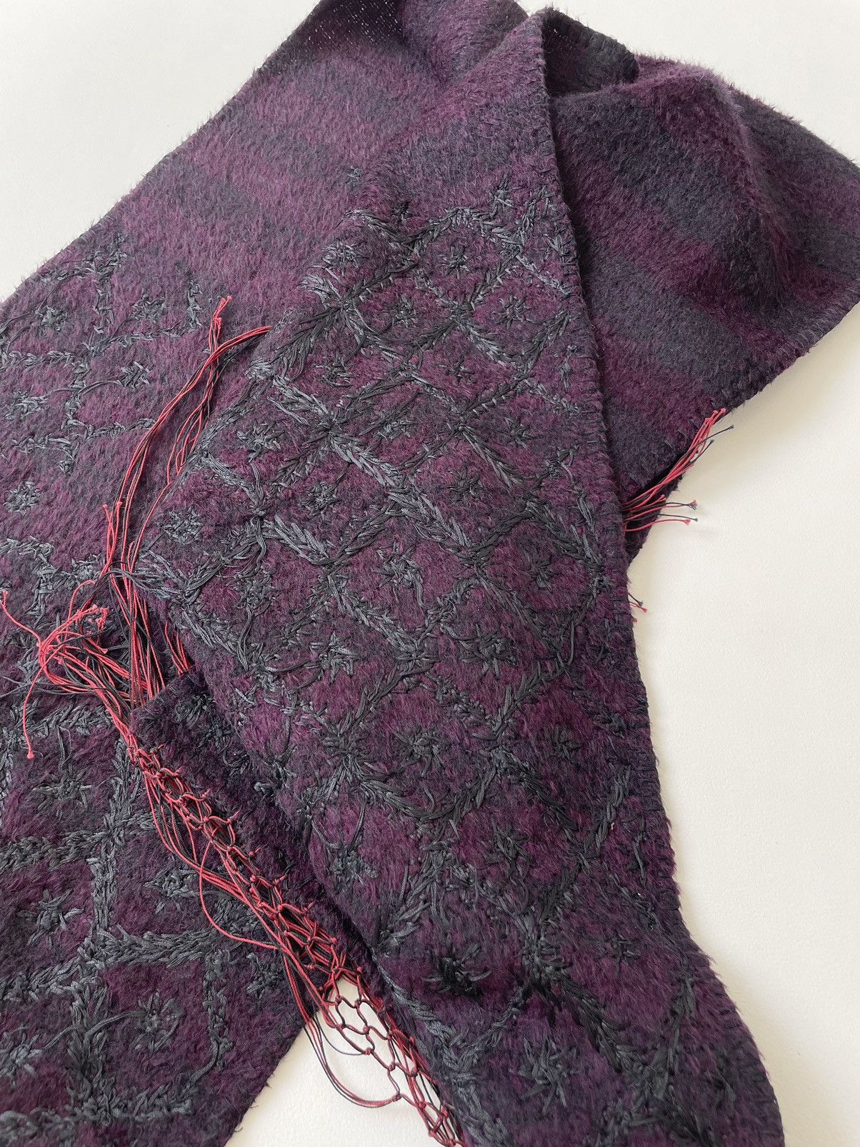 Dries Van Noten Black / Purple ‘Embroidered Wool Scarf’ Size ONE SIZE - 11 Thumbnail