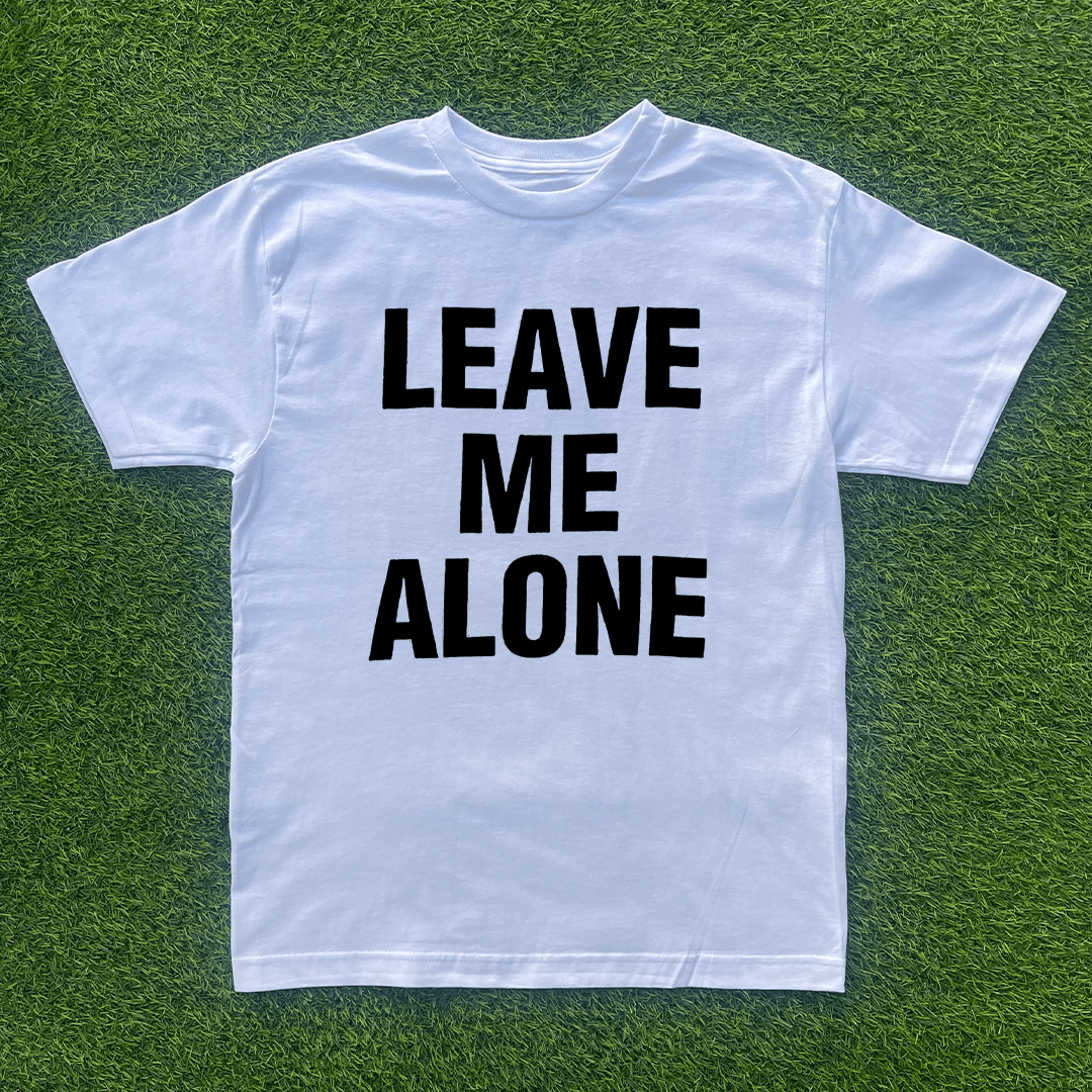Vintage LEAVE ME ALONE TSHIRT Size US M / EU 48-50 / 2 - 1 Preview