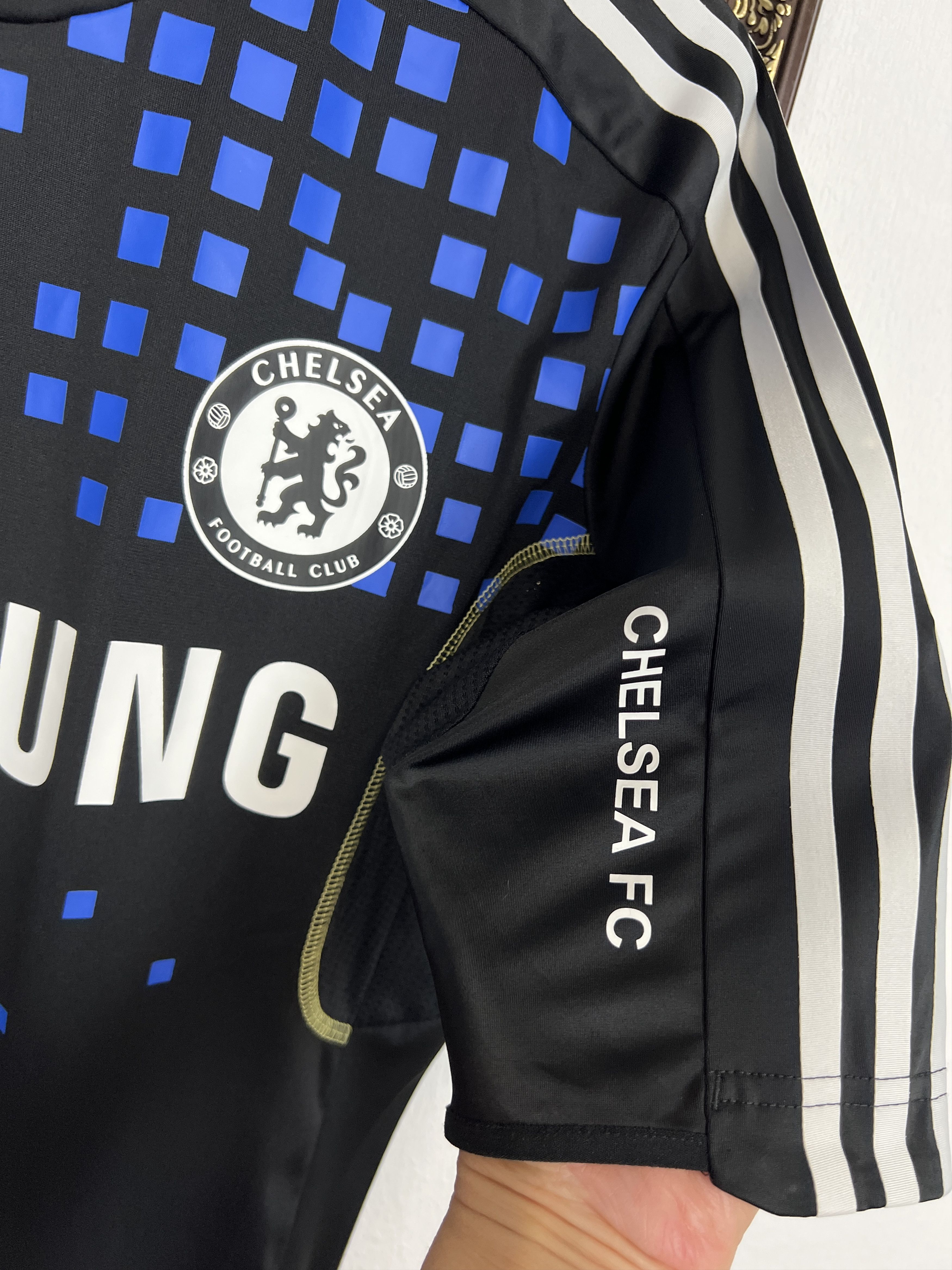 Adidas Chelsea Football Shirt Train Soccer Jersey TechFit Tee Size US L / EU 52-54 / 3 - 4 Thumbnail