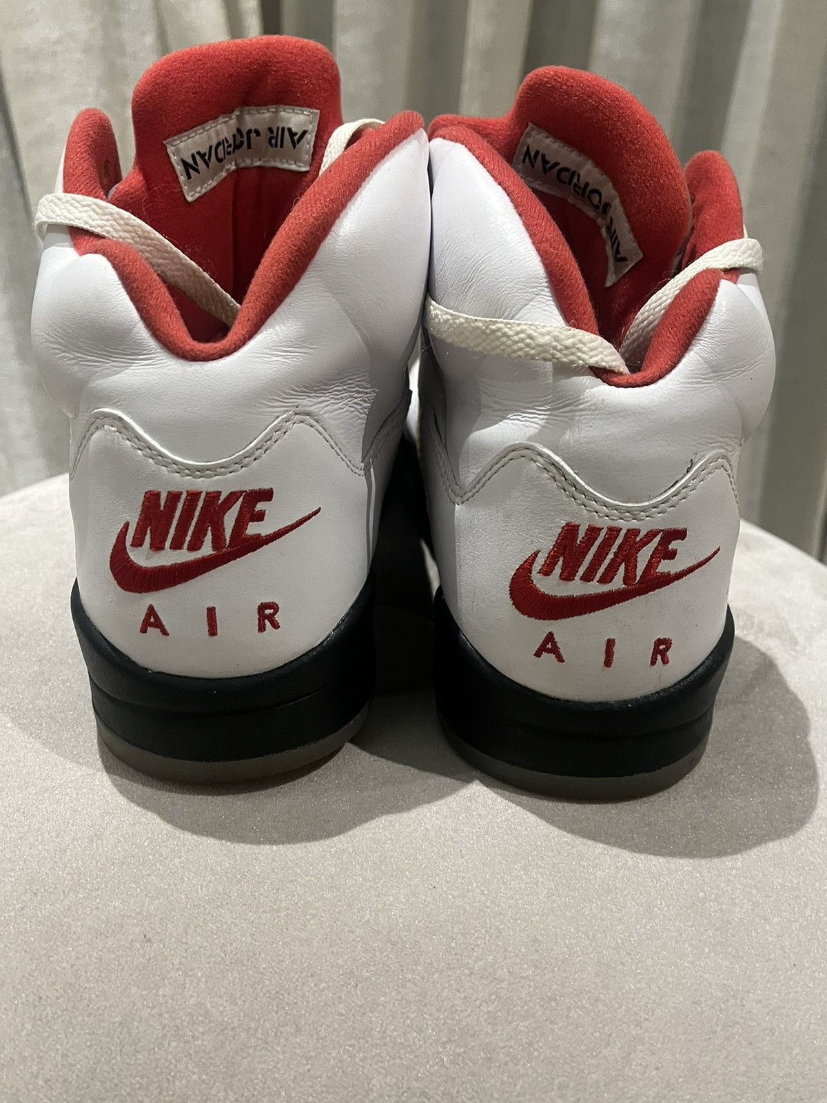 Jordan Brand Nike Air Jordan 5 Retro "Fire Red" Size US 8 / EU 41 - 4 Thumbnail