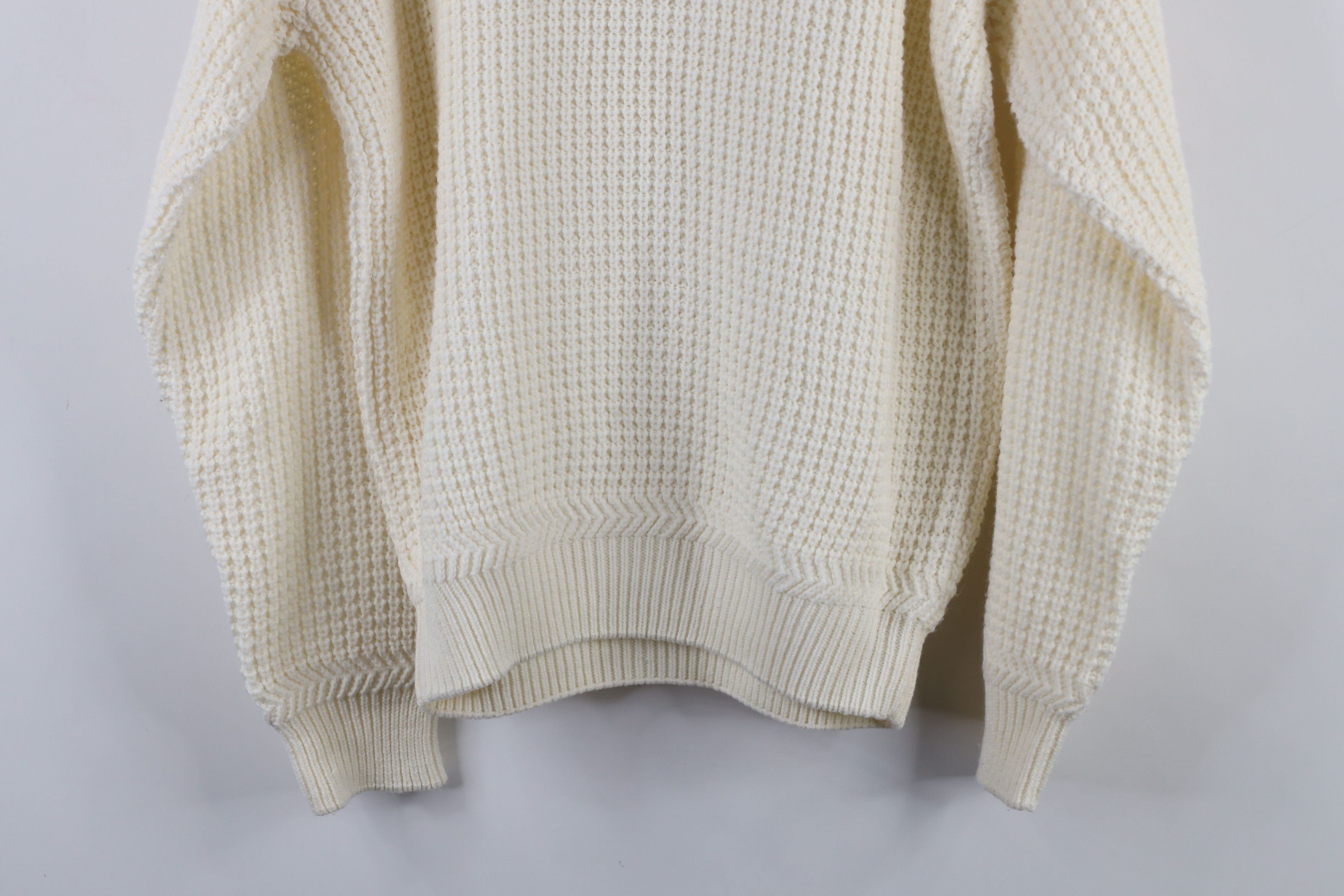 Vintage Vintage 90s Streetwear Chunky Thermal Knit Sweater Cream Size US M / EU 48-50 / 2 - 8 Thumbnail