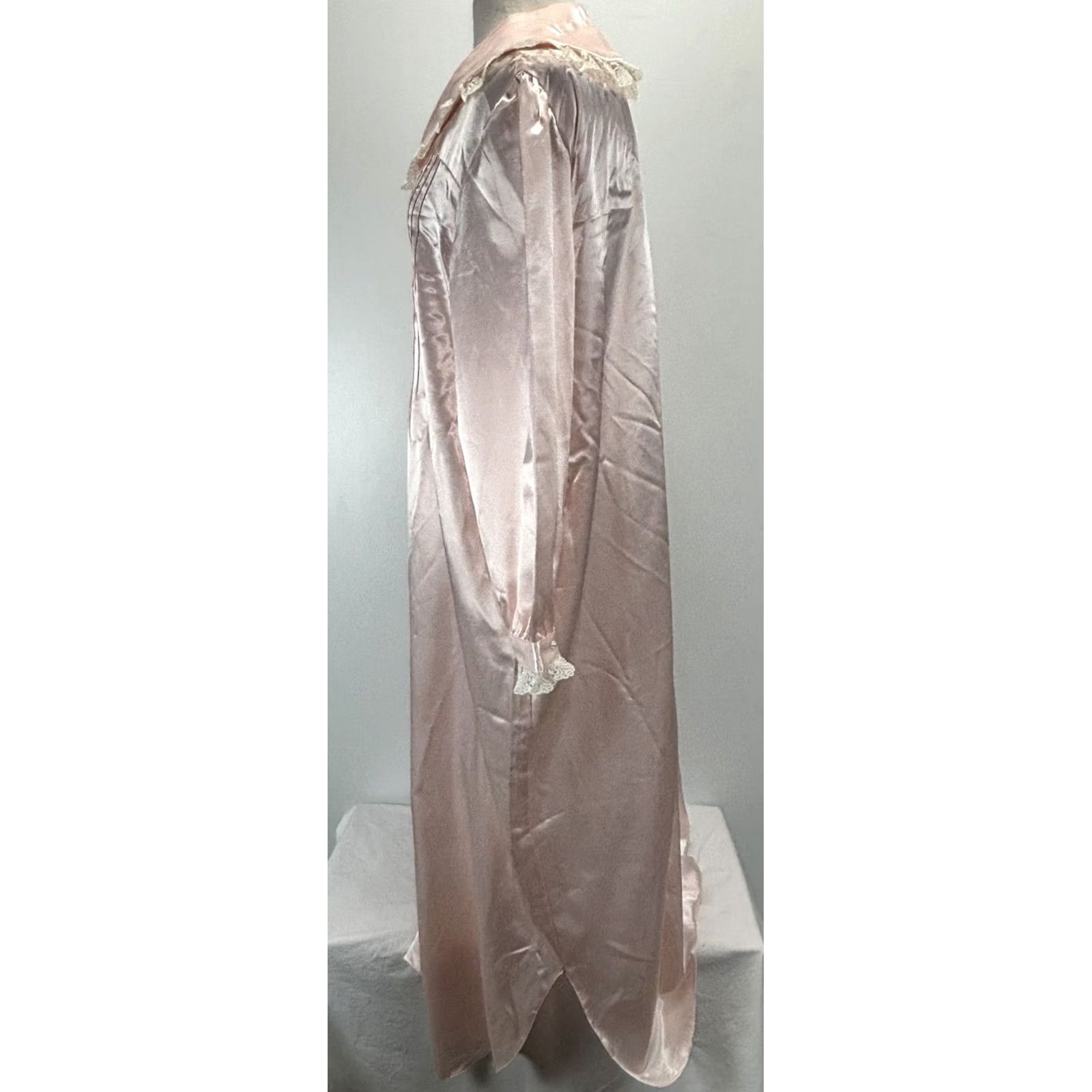 Vintage VINTAGE St Michael Satin Nightgown Women’s Large Pink Lace Trim Victorian Women Medium/Large? Hmm. Size ONE SIZE - 2 Thumbnail