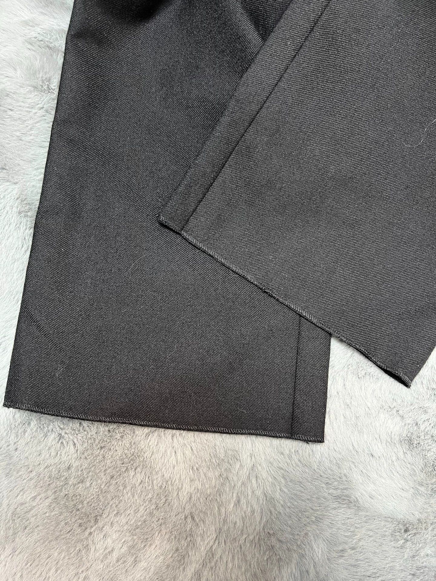 Saint Laurent Paris black double-belt wool straight-leg trousers, size 44 Size US 28 / EU 44 - 3 Thumbnail