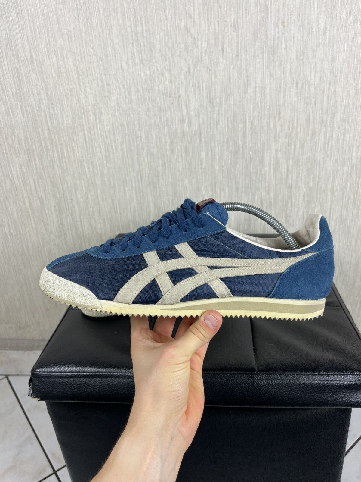 Asics Vintage OG Asics Onitsuka Tiger y2k suede sneakers shoes low Size US 10.5 / EU 43-44 - 13 Thumbnail