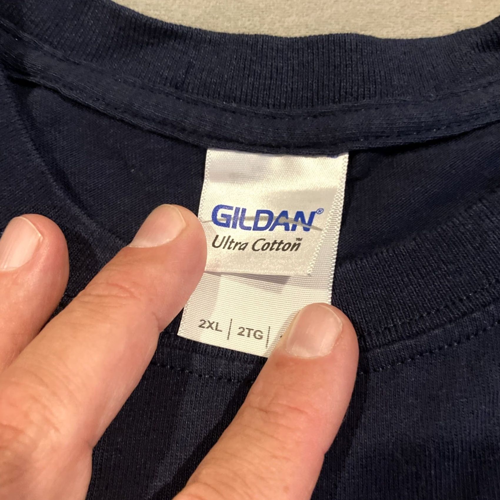Gildan VINTAGE TRACKS RAW BAR & GRILL PENN STATION T Shirt XXL RARE NWOT Size US XXL / EU 58 / 5 - 3 Thumbnail