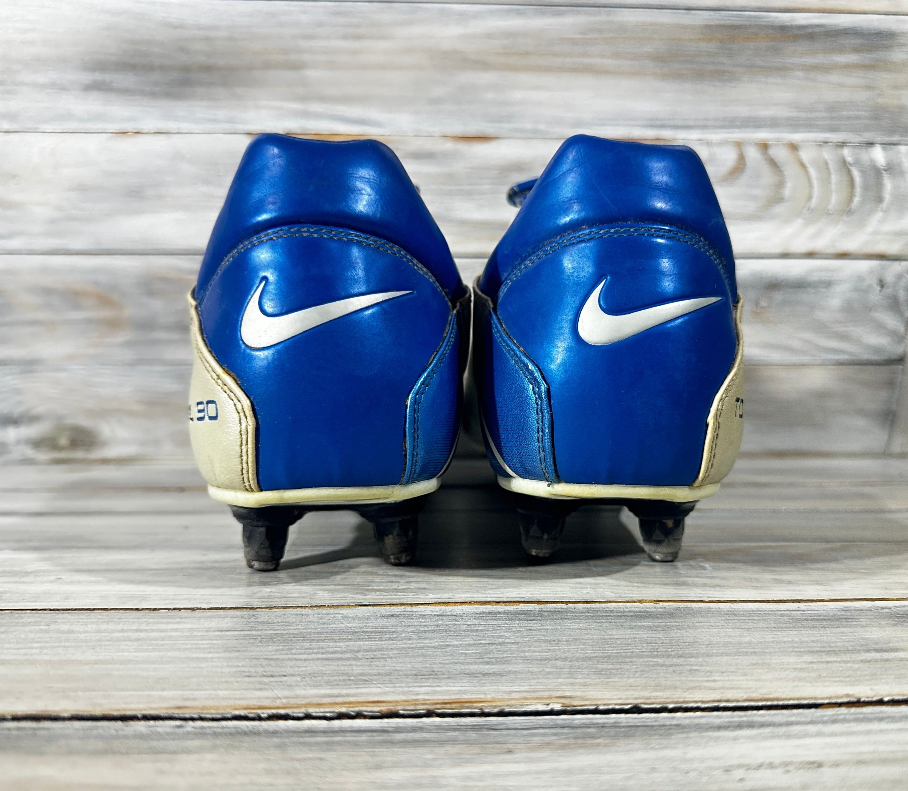 Nike × Vintage Vintage Nike Total 90 Men's Football Cleats Boots Silver Blu Size US 11 / EU 44 - 19 Thumbnail