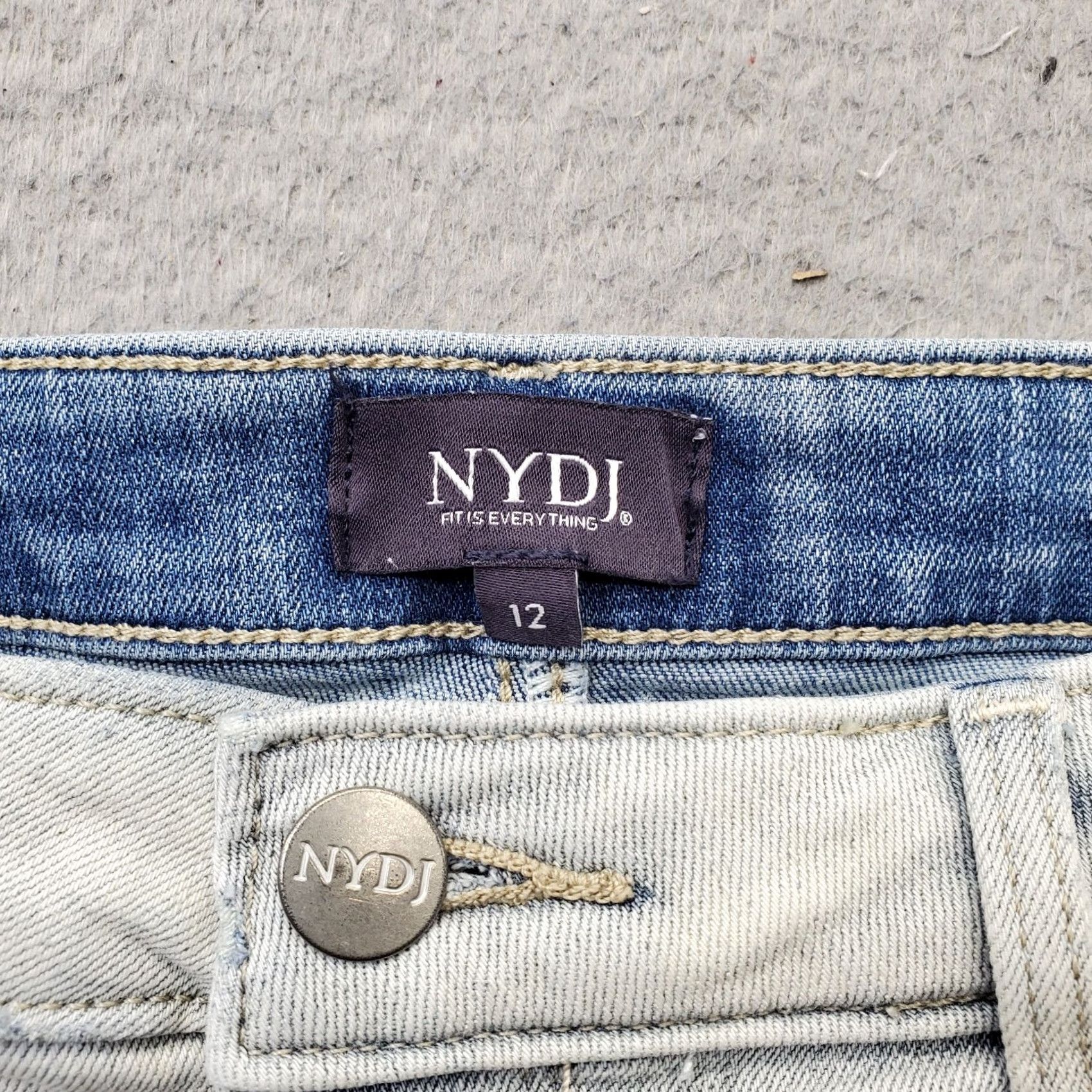 NYDJ NYDJ Womens Jeans 12 Crop Light Wash Blue Denim Regular Fit Flat Front Wide Leg Size 34" / US 12 / IT 48 - 7 Thumbnail