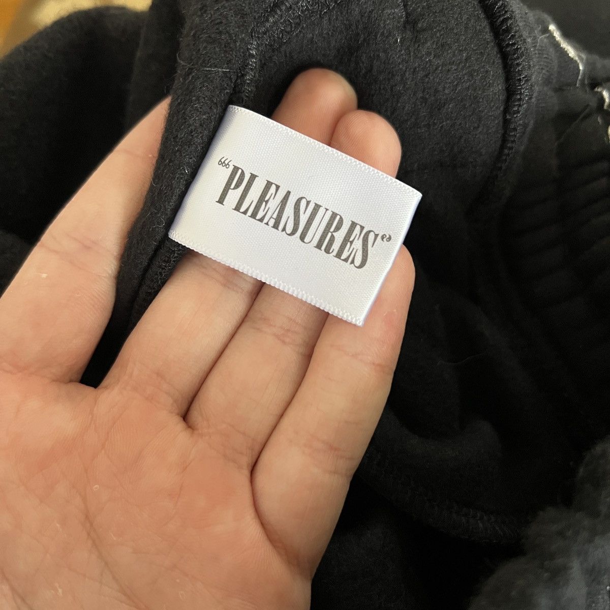 Designer × Pleasures Pleasures Sweatpants Size US 31 - 9 Thumbnail