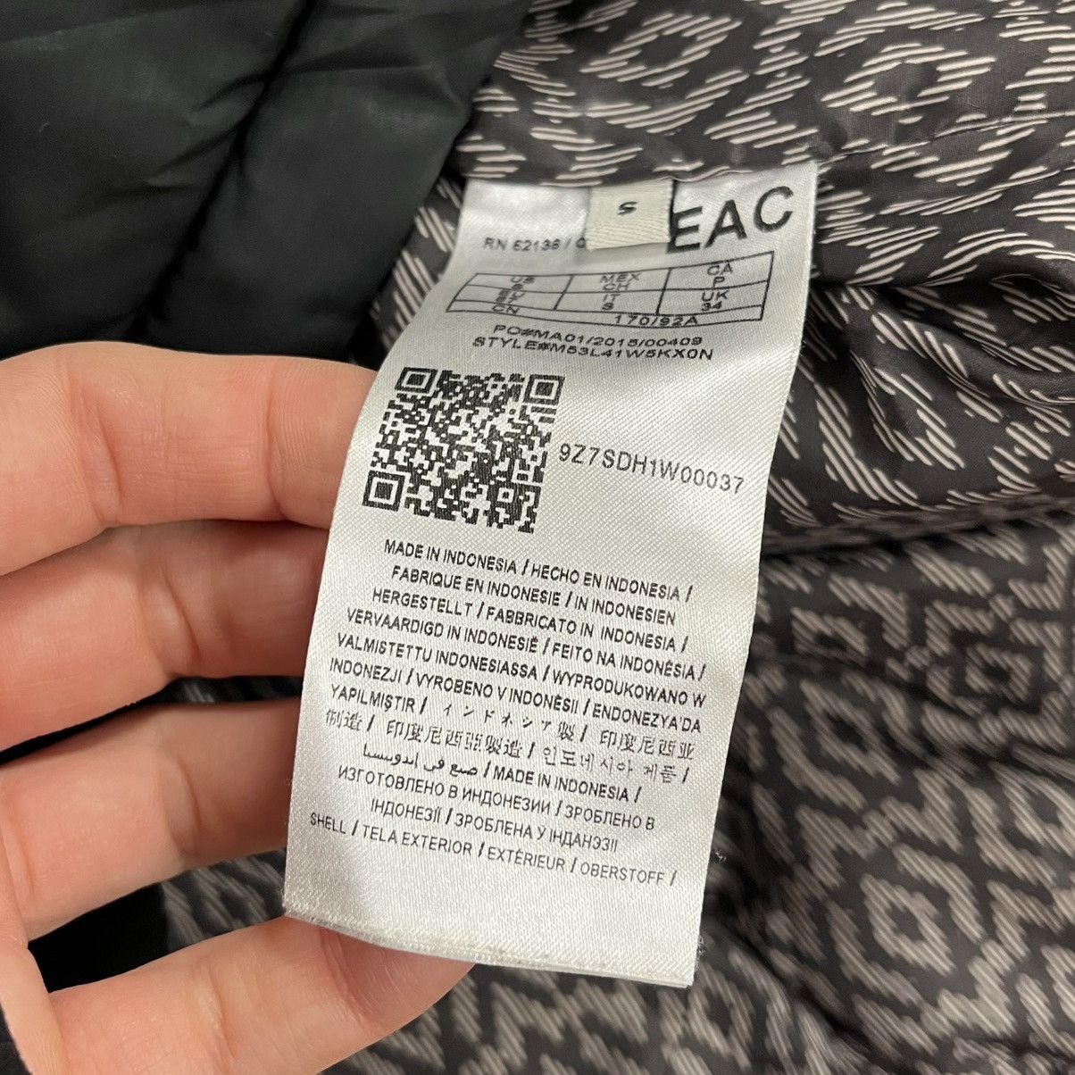 Guess Guess Black puffer jacket with removable hood Size US S / EU 44-46 / 1 - 10 Thumbnail