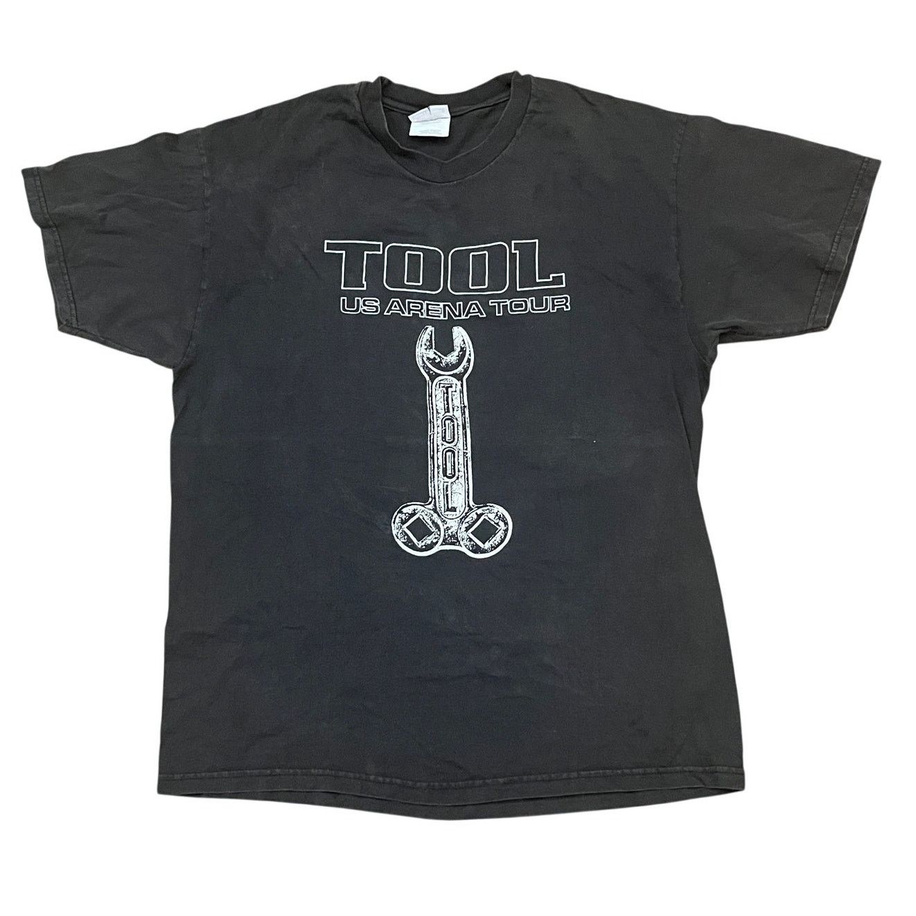 Vintage Vintage 2001 Tool US Arena Tour Shirt Rare Wrench Graphic XL Size US XL / EU 56 / 4 - 1 Thumbnail