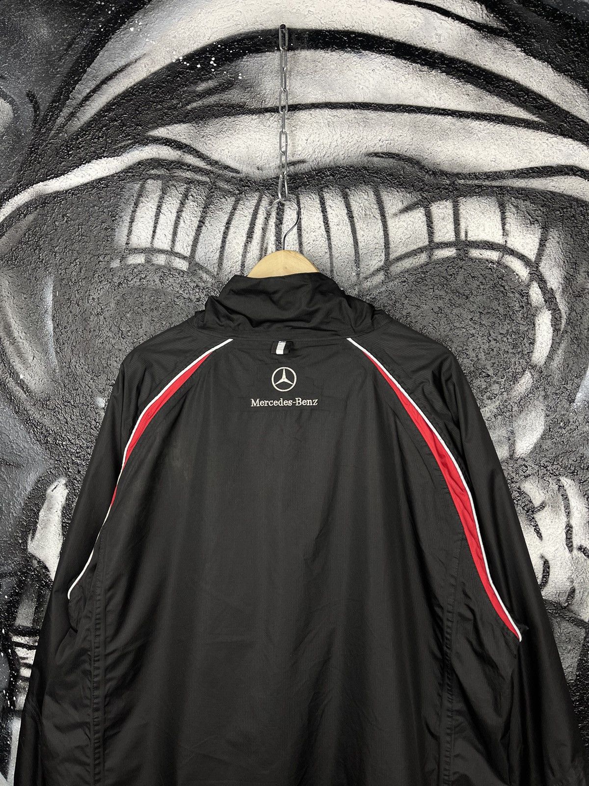 Mercedes-Benz Mercedes-Benz ProfiTraining Racing Team Jacket Size 2XL Size US XXL / EU 58 / 5 - 8 Thumbnail