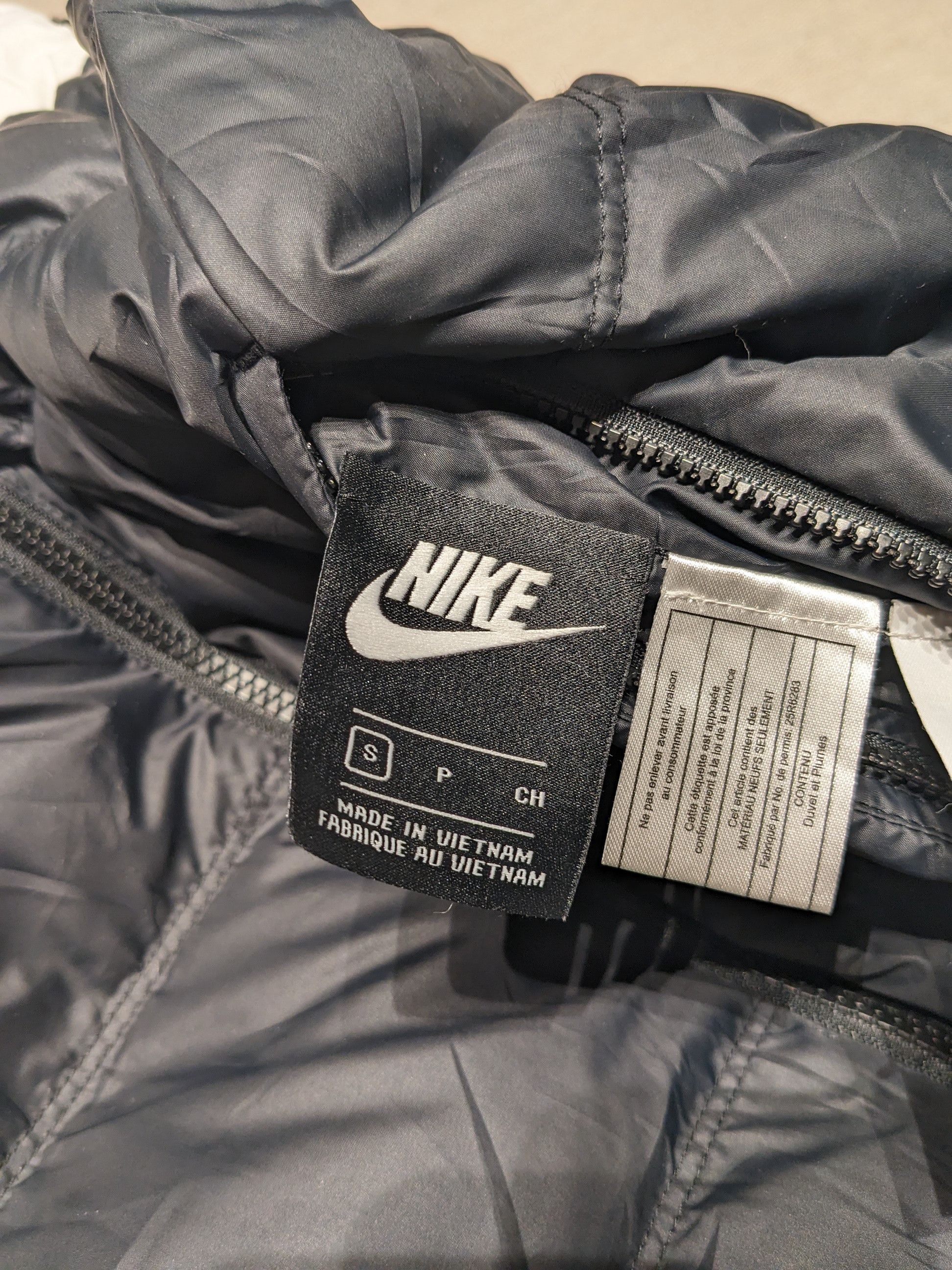 Nike Nike Reversible Down vest women's S Size S / US 4 / IT 40 - 5 Thumbnail