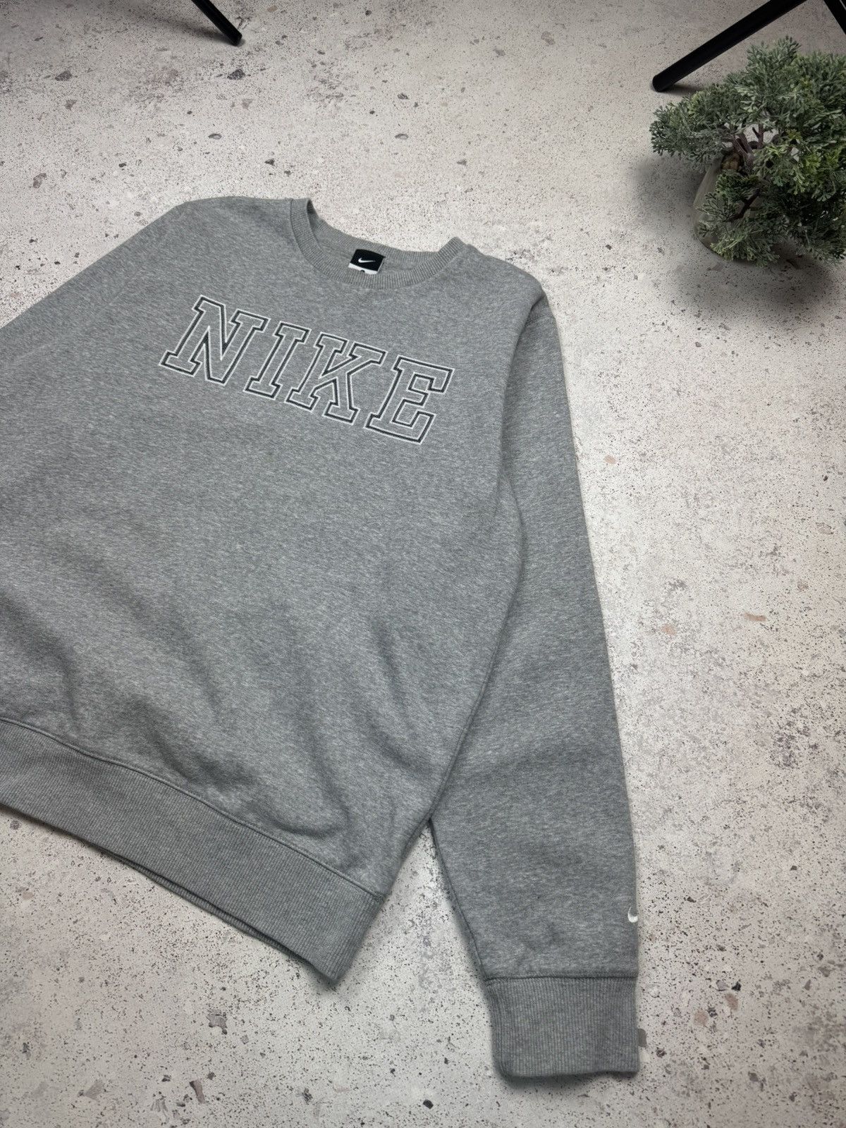 Nike × Vintage Vintage Y2K Nike Sweatshirt Jumper Grey Men’s Drill L Size US L / EU 52-54 / 3 - 3 Thumbnail