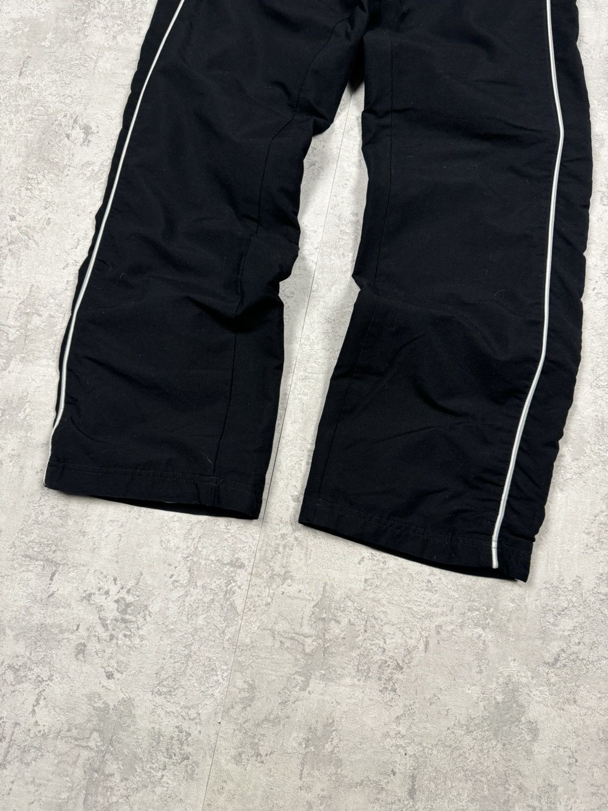 Nike Vintage Nike Y2K Streetwear Sportswear Track Pants Size M Size 28" / US 6 / IT 42 - 4 Thumbnail