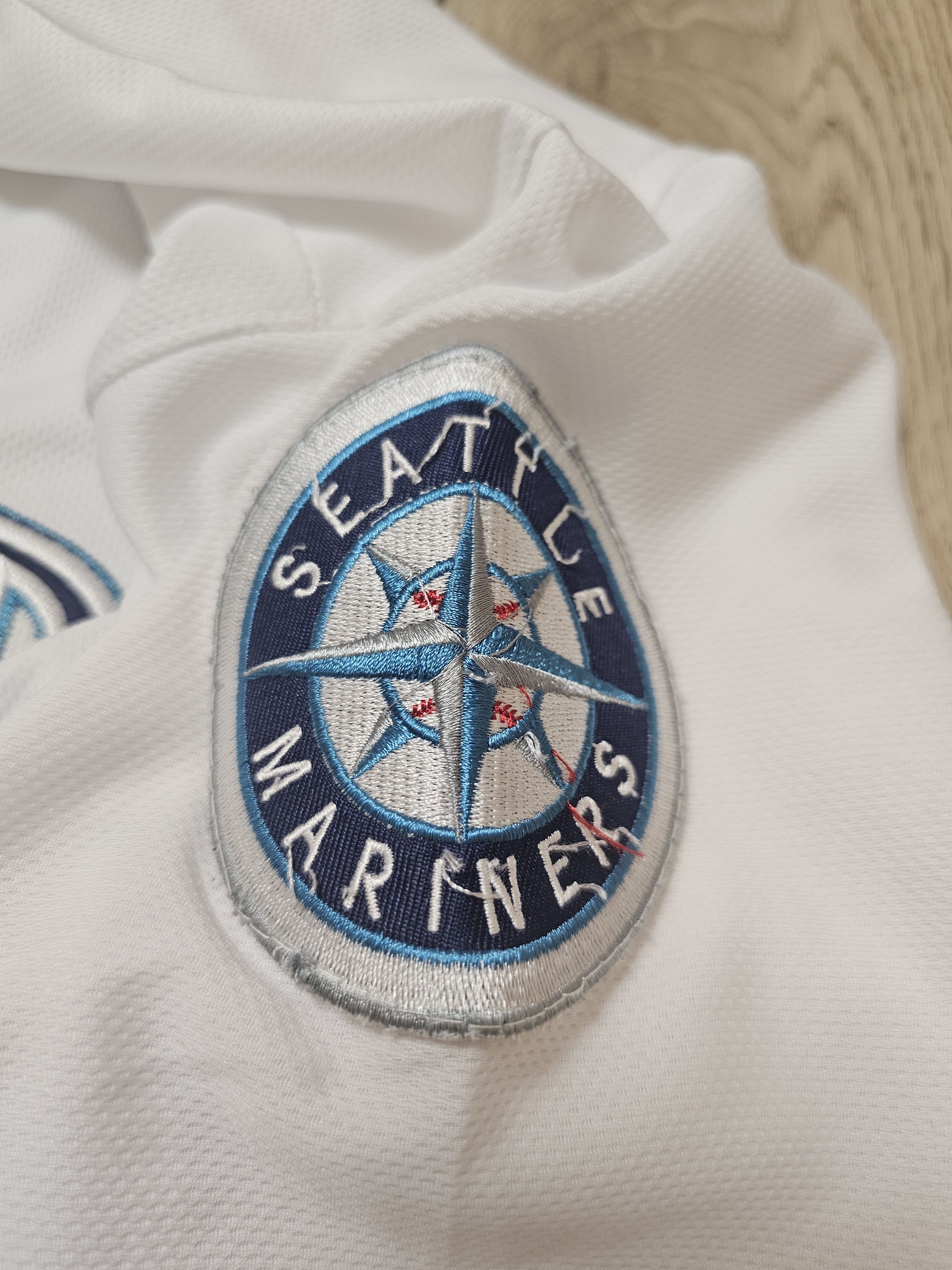 Vintage SEATTLE MARINERS JERSEY LEWIS VINTAGE 90s RARE BASEBALL Size US L / EU 52-54 / 3 - 5 Thumbnail