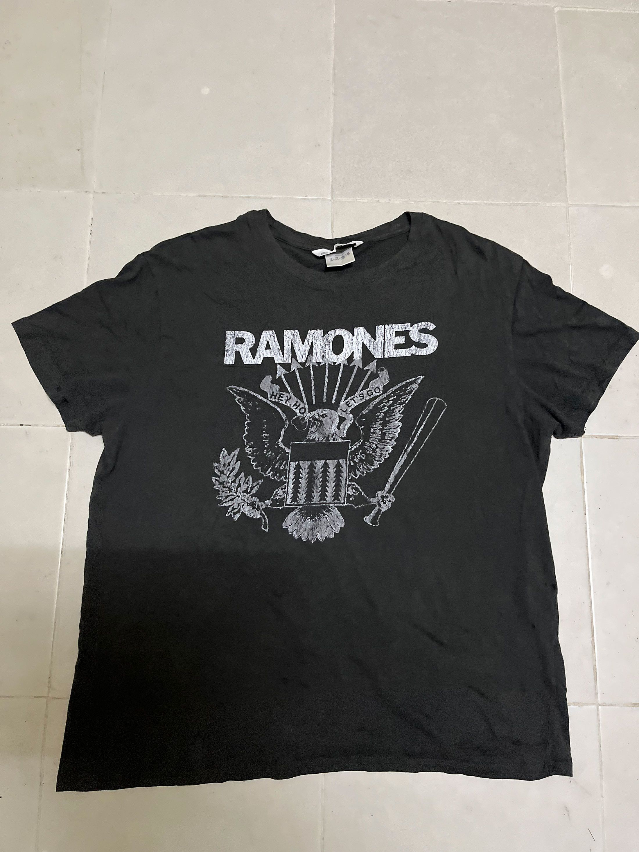 Band Tees Ramones American Band Punk Rock Size US XL / EU 56 / 4 - 1 Thumbnail